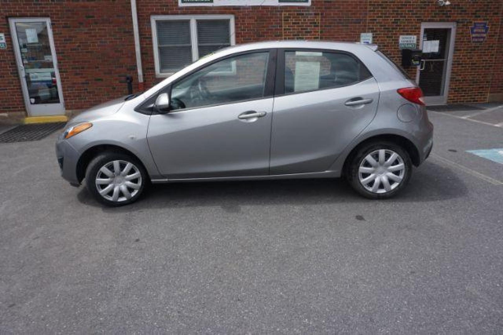 2013 Liquid Silver Metall Mazda MAZDA2 Sport (JM1DE1KZ3D0) with an 1.5L L4 DOHC 16V engine, 5-Speed Manual transmission, located at 312 Centre Ave, Schuylkill Haven, PA, 17972, (570) 593-5278, 40.638130, -76.177383 - Photo#12