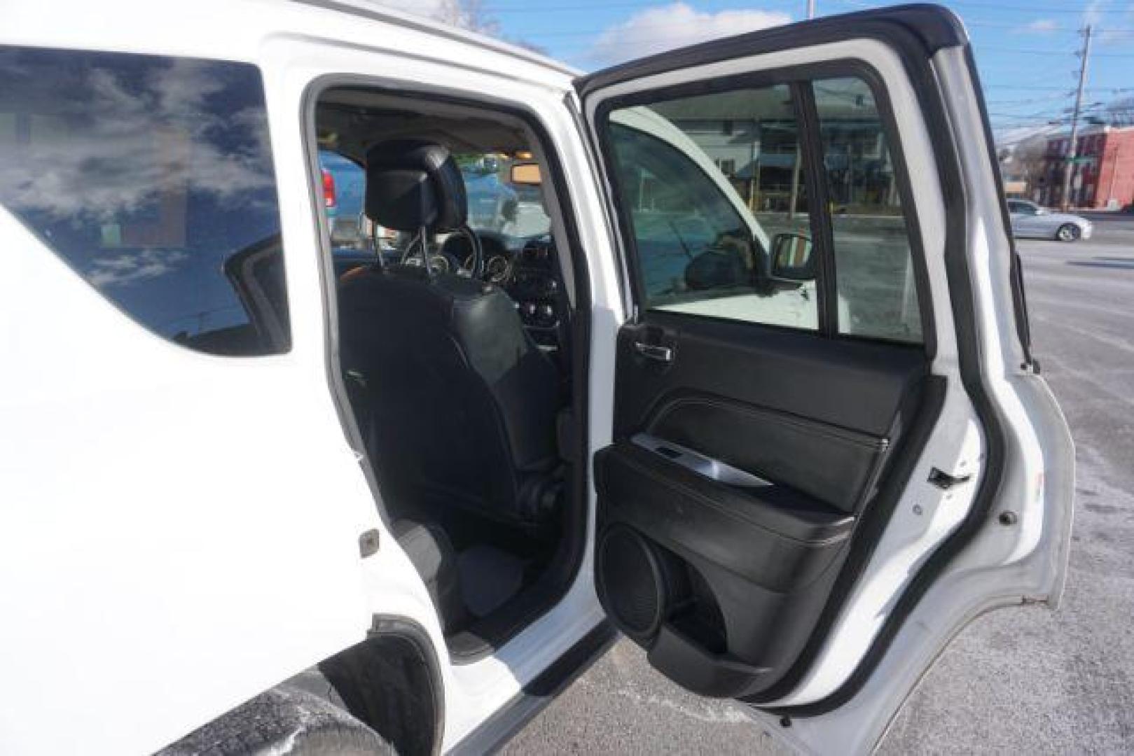 2016 White Jeep Compass Latitude 4WD (1C4NJDEB3GD) with an 2.4L L4 DOHC 16V engine, 6-Speed Automatic transmission, located at 312 Centre Ave, Schuylkill Haven, PA, 17972, (570) 593-5278, 40.638130, -76.177383 - Photo#46