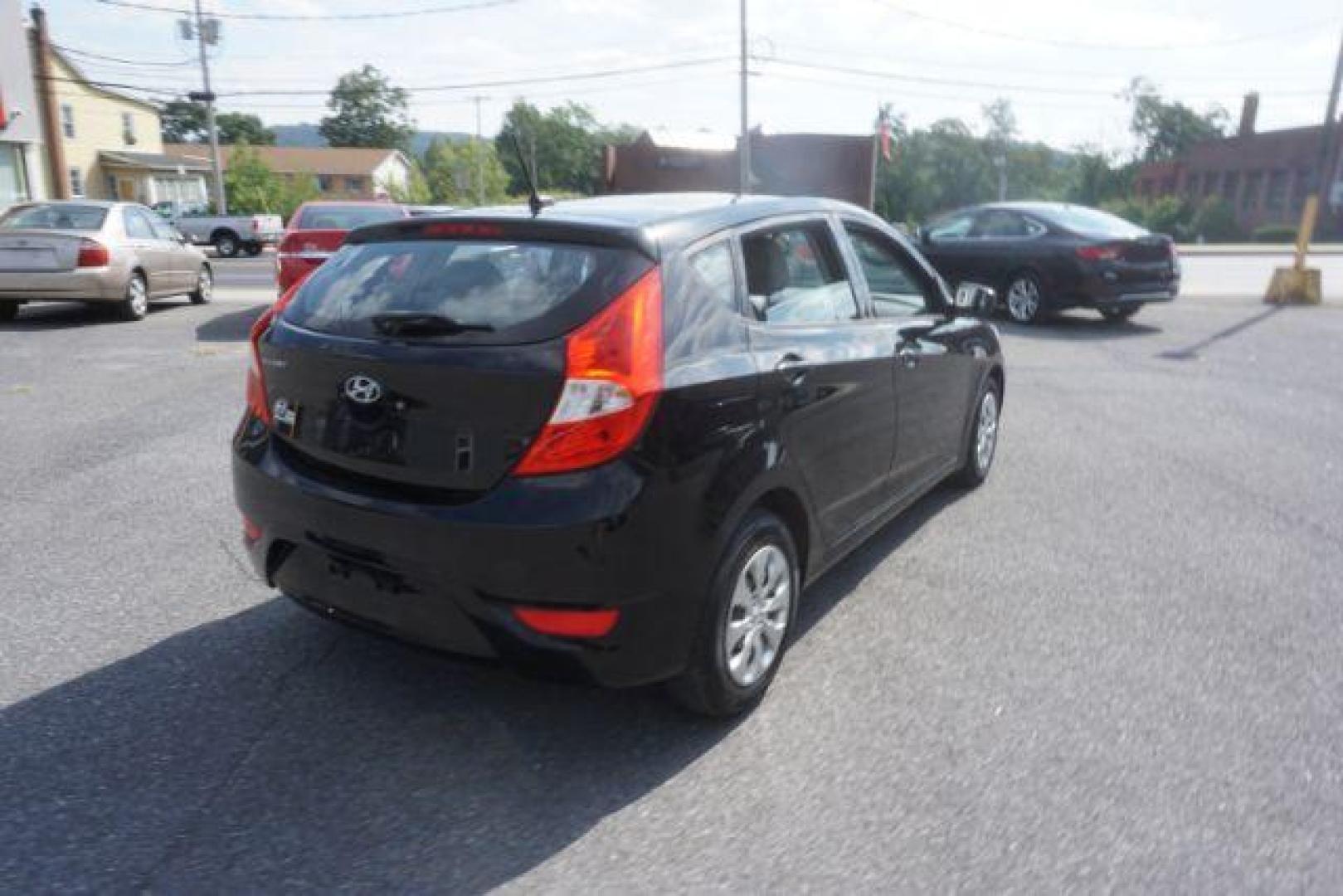 2015 Ultra Black Hyundai Accent GS 5-Door 6A (KMHCT5AE6FU) with an 1.6L L4 DOHC 16V engine, 6-Speed Automatic transmission, located at 312 Centre Ave, Schuylkill Haven, PA, 17972, (570) 593-5278, 40.638130, -76.177383 - Photo#15