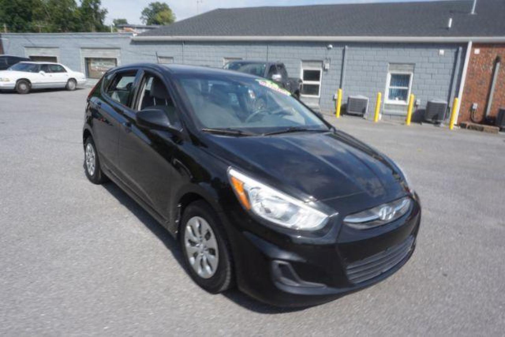 2015 Ultra Black Hyundai Accent GS 5-Door 6A (KMHCT5AE6FU) with an 1.6L L4 DOHC 16V engine, 6-Speed Automatic transmission, located at 312 Centre Ave, Schuylkill Haven, PA, 17972, (570) 593-5278, 40.638130, -76.177383 - Photo#2