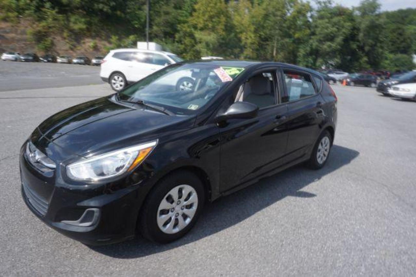 2015 Ultra Black Hyundai Accent GS 5-Door 6A (KMHCT5AE6FU) with an 1.6L L4 DOHC 16V engine, 6-Speed Automatic transmission, located at 312 Centre Ave, Schuylkill Haven, PA, 17972, (570) 593-5278, 40.638130, -76.177383 - Photo#6