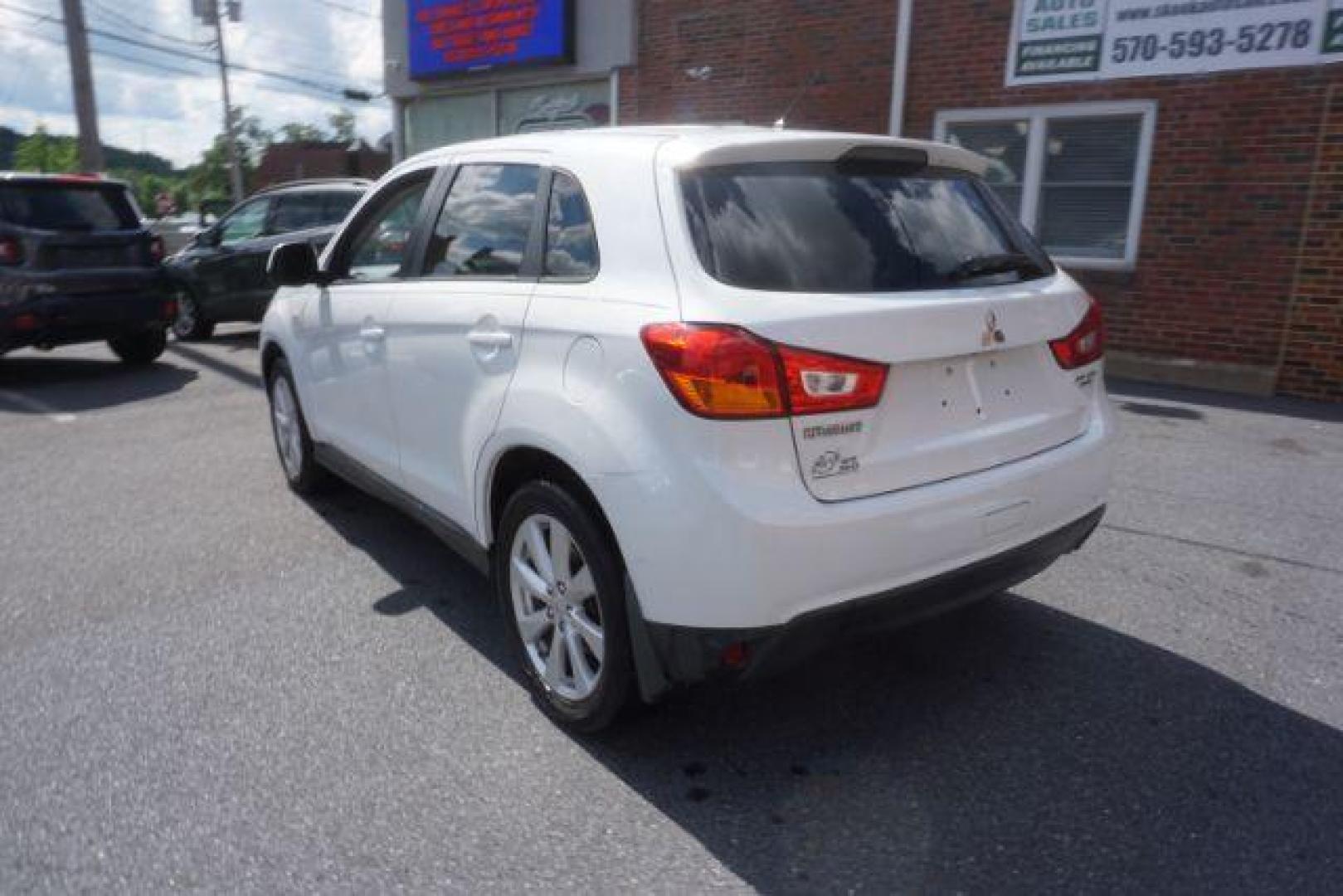 2014 White Pearl Mitsubishi Outlander Sport ES 2WD (4A4AP3AU9EE) with an 2.0L L4 DOHC 16V engine, Continuously Variabl transmission, located at 312 Centre Ave, Schuylkill Haven, PA, 17972, (570) 593-5278, 40.638130, -76.177383 - Photo#12