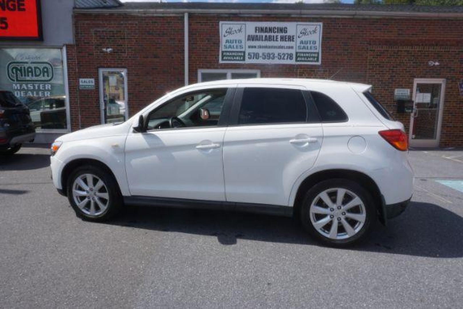 2014 White Pearl Mitsubishi Outlander Sport ES 2WD (4A4AP3AU9EE) with an 2.0L L4 DOHC 16V engine, Continuously Variabl transmission, located at 312 Centre Ave, Schuylkill Haven, PA, 17972, (570) 593-5278, 40.638130, -76.177383 - Photo#15