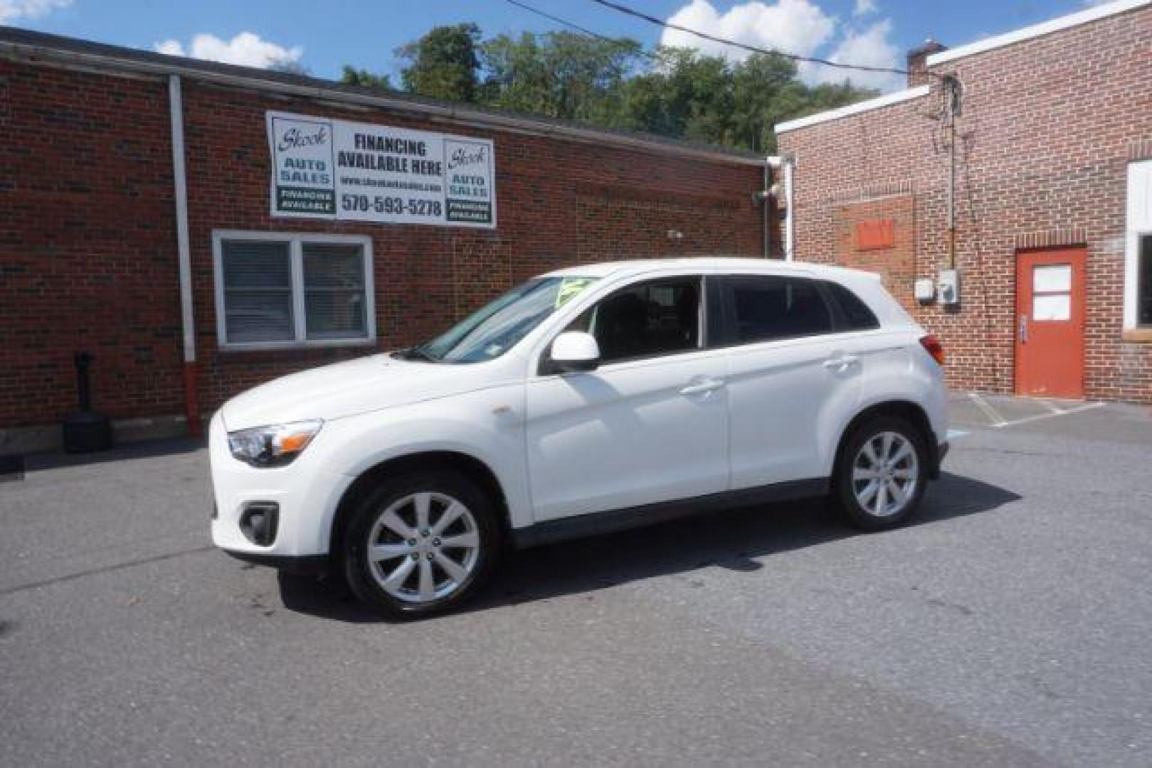 2014 White Pearl Mitsubishi Outlander Sport ES 2WD (4A4AP3AU9EE) with an 2.0L L4 DOHC 16V engine, Continuously Variabl transmission, located at 312 Centre Ave, Schuylkill Haven, PA, 17972, (570) 593-5278, 40.638130, -76.177383 - Photo#1