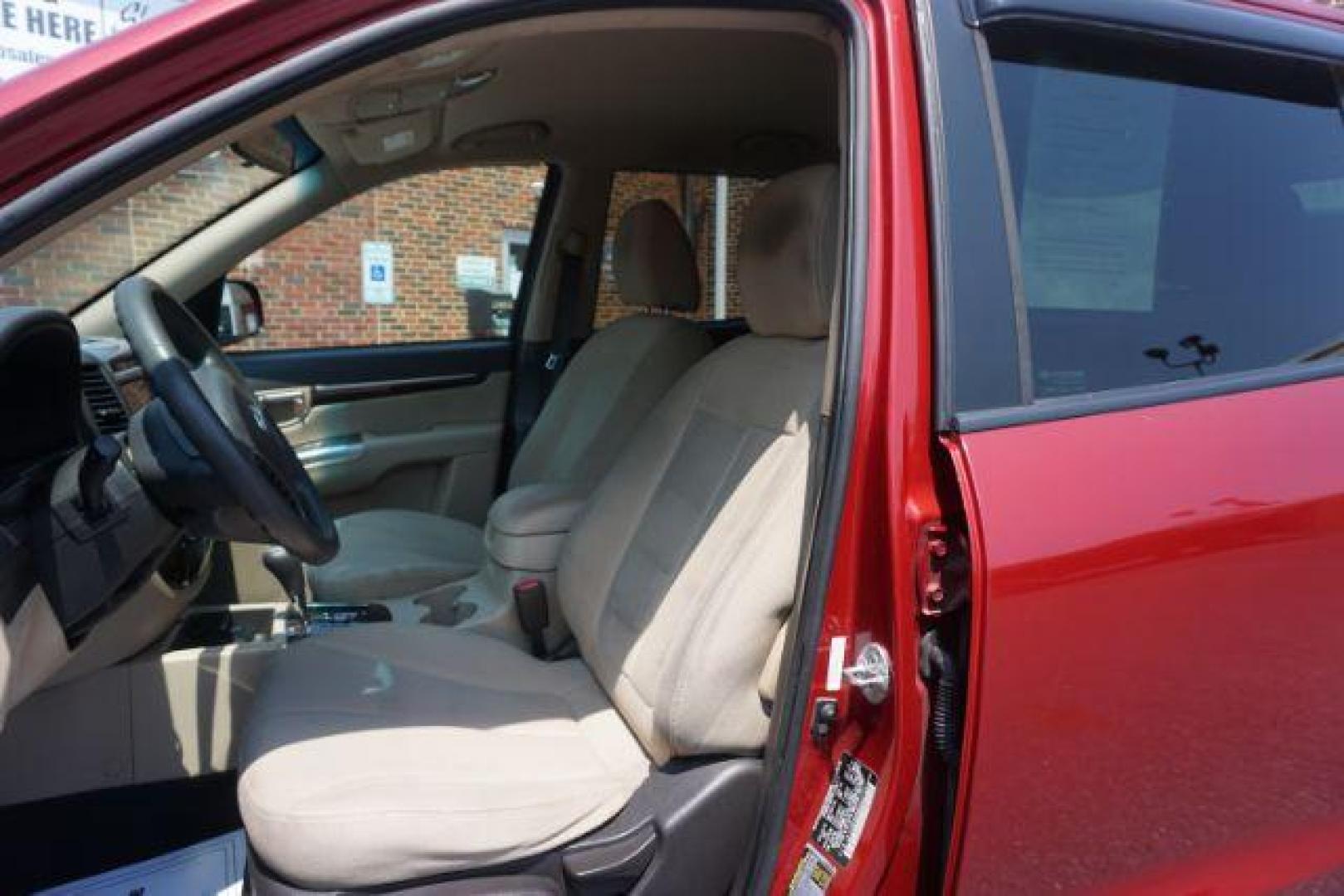 2011 Sonoran Red Hyundai Santa Fe GL 2.4 4WD (5XYZGDAB0BG) with an 2.4L L4 DOHC 16V engine, 6-Speed Automatic transmission, located at 312 Centre Ave, Schuylkill Haven, PA, 17972, (570) 593-5278, 40.638130, -76.177383 - Photo#19