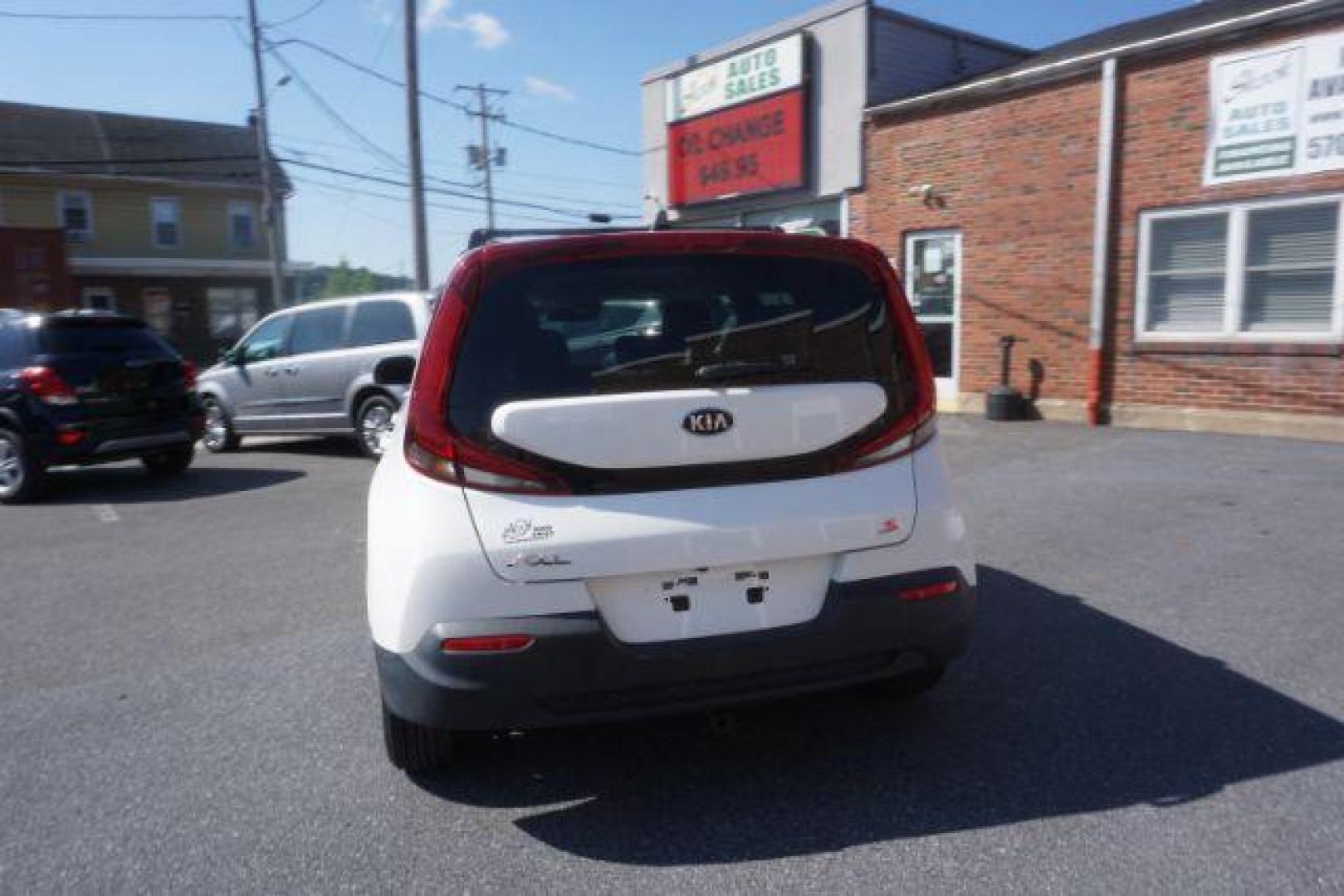 2020 Snow White Pearl Kia Soul S (KNDJ23AU1L7) with an 2.0L L4 DOHC 16V engine, Continuously Variable Transmission transmission, located at 312 Centre Ave, Schuylkill Haven, PA, 17972, (570) 593-5278, 40.638130, -76.177383 - aluminum/alloy wheels - Photo#12