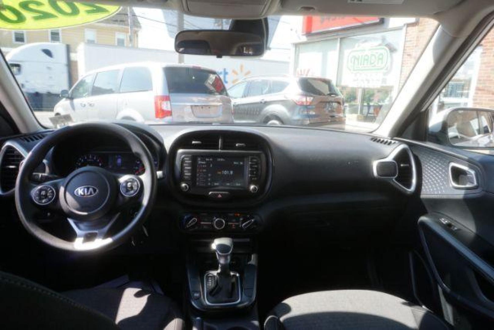 2020 Snow White Pearl Kia Soul S (KNDJ23AU1L7) with an 2.0L L4 DOHC 16V engine, Continuously Variable Transmission transmission, located at 312 Centre Ave, Schuylkill Haven, PA, 17972, (570) 593-5278, 40.638130, -76.177383 - aluminum/alloy wheels - Photo#39