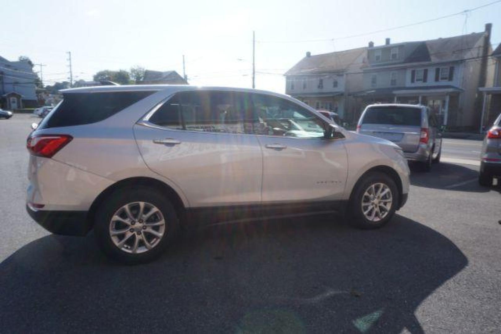 2018 Silver Ice Metallic Chevrolet Equinox LT AWD (2GNAXSEV1J6) with an 1.5L L4 DOHC 16V TURBO engine, 6-Speed Automatic transmission, located at 312 Centre Ave, Schuylkill Haven, PA, 17972, (570) 593-5278, 40.638130, -76.177383 - power liftgate - Photo#9