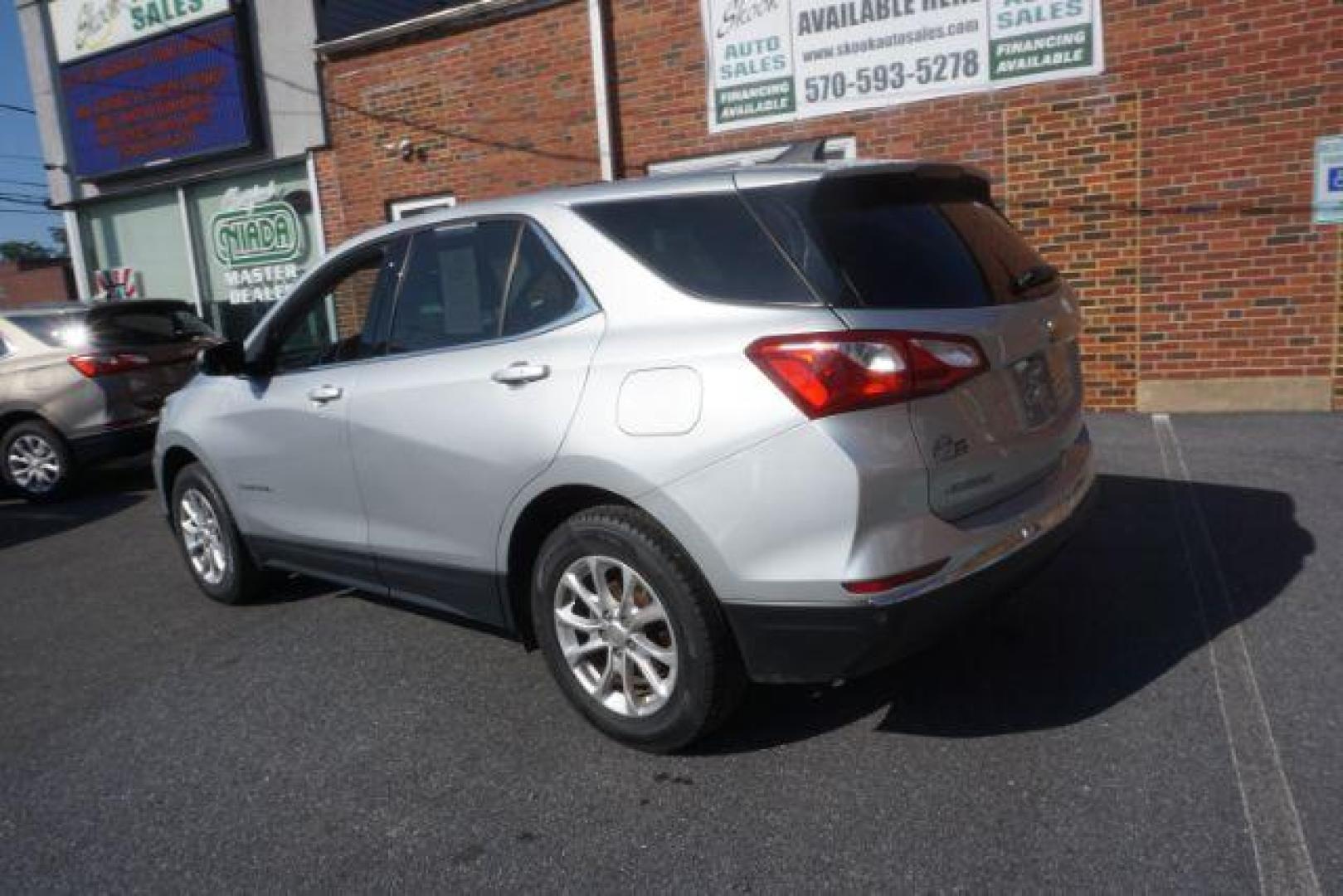 2018 Silver Ice Metallic Chevrolet Equinox LT AWD (2GNAXSEV1J6) with an 1.5L L4 DOHC 16V TURBO engine, 6-Speed Automatic transmission, located at 312 Centre Ave, Schuylkill Haven, PA, 17972, (570) 593-5278, 40.638130, -76.177383 - power liftgate - Photo#14