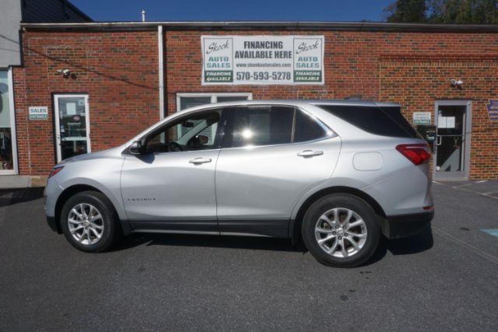 2018 Silver Ice Metallic Chevrolet Equinox LT AWD (2GNAXSEV1J6) with an 1.5L L4 DOHC 16V TURBO engine, 6-Speed Automatic transmission, located at 312 Centre Ave, Schuylkill Haven, PA, 17972, (570) 593-5278, 40.638130, -76.177383 - power liftgate - Photo#17