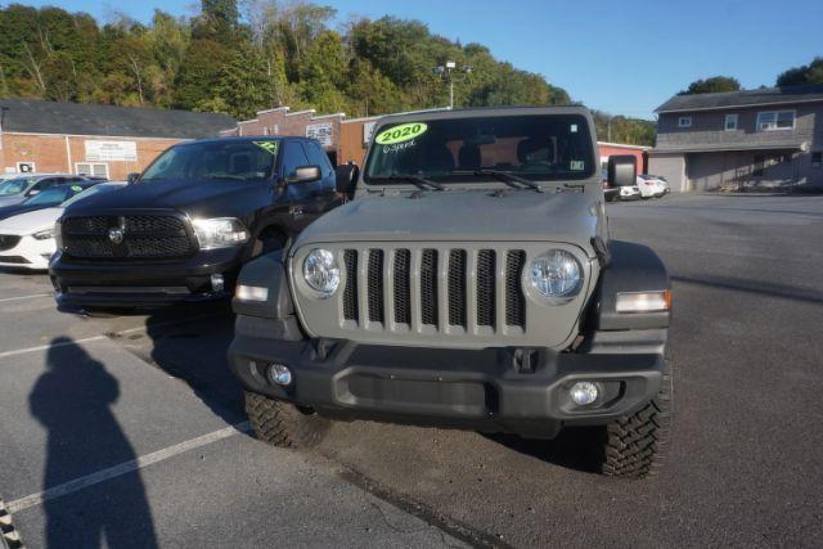 2020 Gray Jeep Wrangler Sport 4WD (1C4GJXAGXLW) with an 3.6L V6 DOHC 24V FFV engine, 6-Speed Manual transmission, located at 312 Centre Ave, Schuylkill Haven, PA, 17972, (570) 593-5278, 40.638130, -76.177383 - Manual Transmission, fixed running boards, locking/limited slip differential - Photo#13