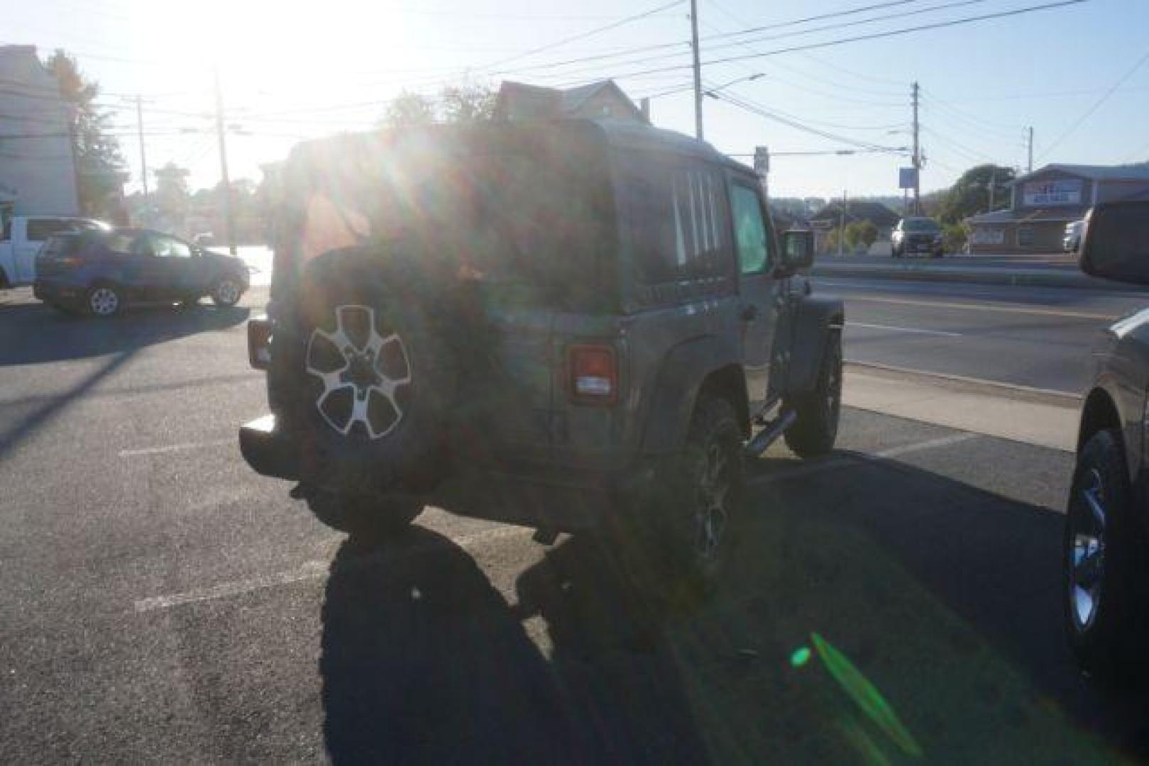 2020 Gray Jeep Wrangler Sport 4WD (1C4GJXAGXLW) with an 3.6L V6 DOHC 24V FFV engine, 6-Speed Manual transmission, located at 312 Centre Ave, Schuylkill Haven, PA, 17972, (570) 593-5278, 40.638130, -76.177383 - Manual Transmission, fixed running boards, locking/limited slip differential - Photo#8