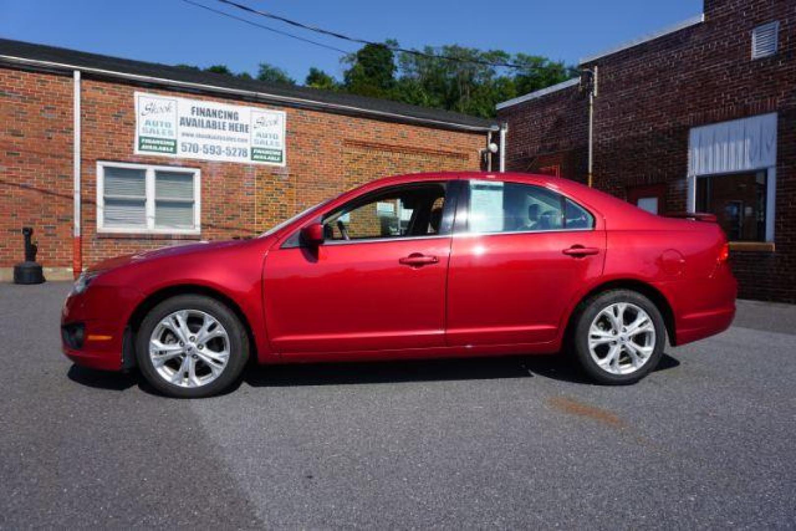 2012 Red Candy Metallic /Medium Light Stone C Ford Fusion SE (3FAHP0HA1CR) with an 2.5L L4 DOHC 16V engine, located at 312 Centre Ave, Schuylkill Haven, PA, 17972, (570) 593-5278, 40.638130, -76.177383 - Photo#14