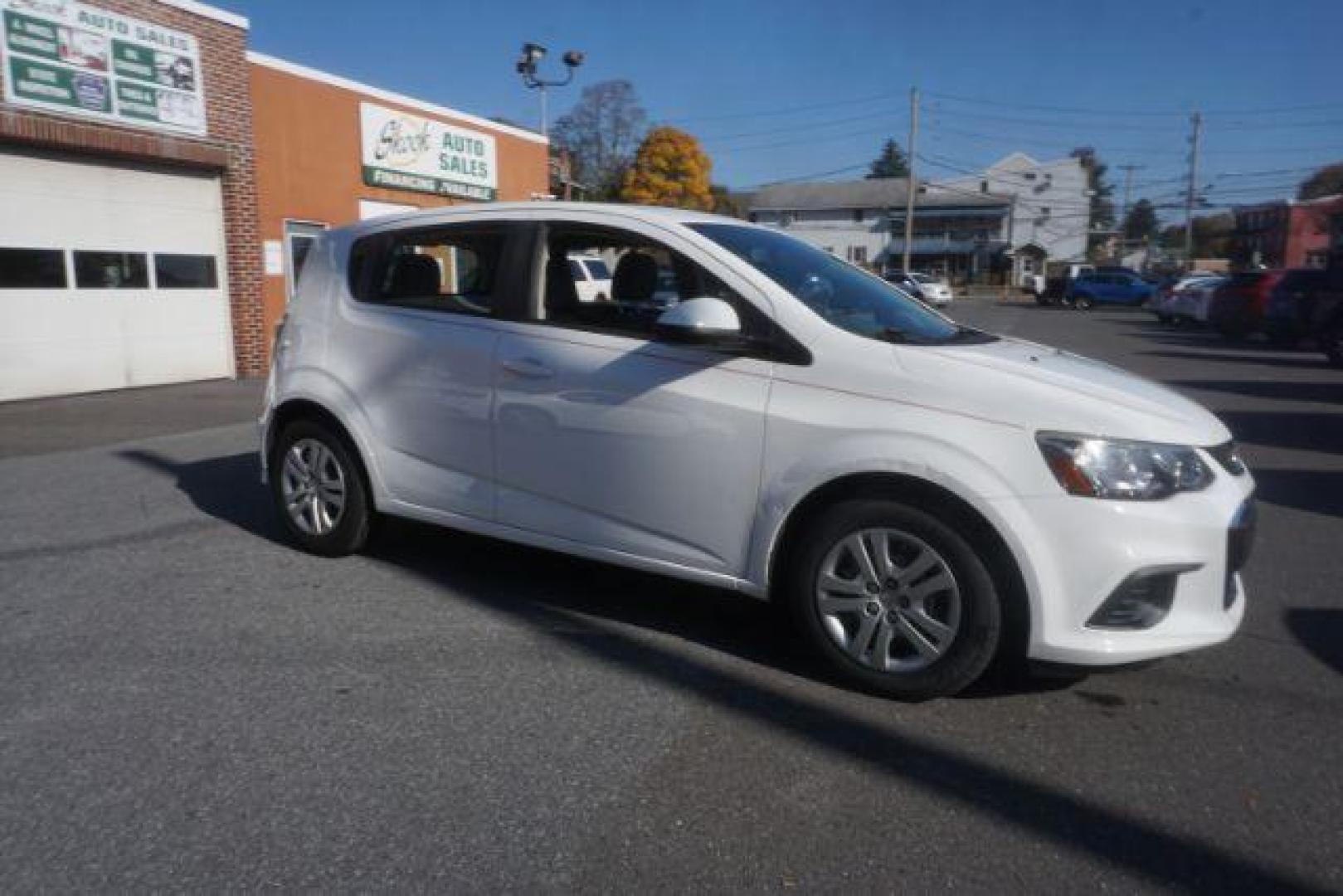 2017 White Chevrolet Sonic FL Auto Hatchback (1G1JG6SH8H4) with an 1.8L L4 DOHC 24V engine, 6-Speed Automatic transmission, located at 312 Centre Ave, Schuylkill Haven, PA, 17972, (570) 593-5278, 40.638130, -76.177383 - Photo#6