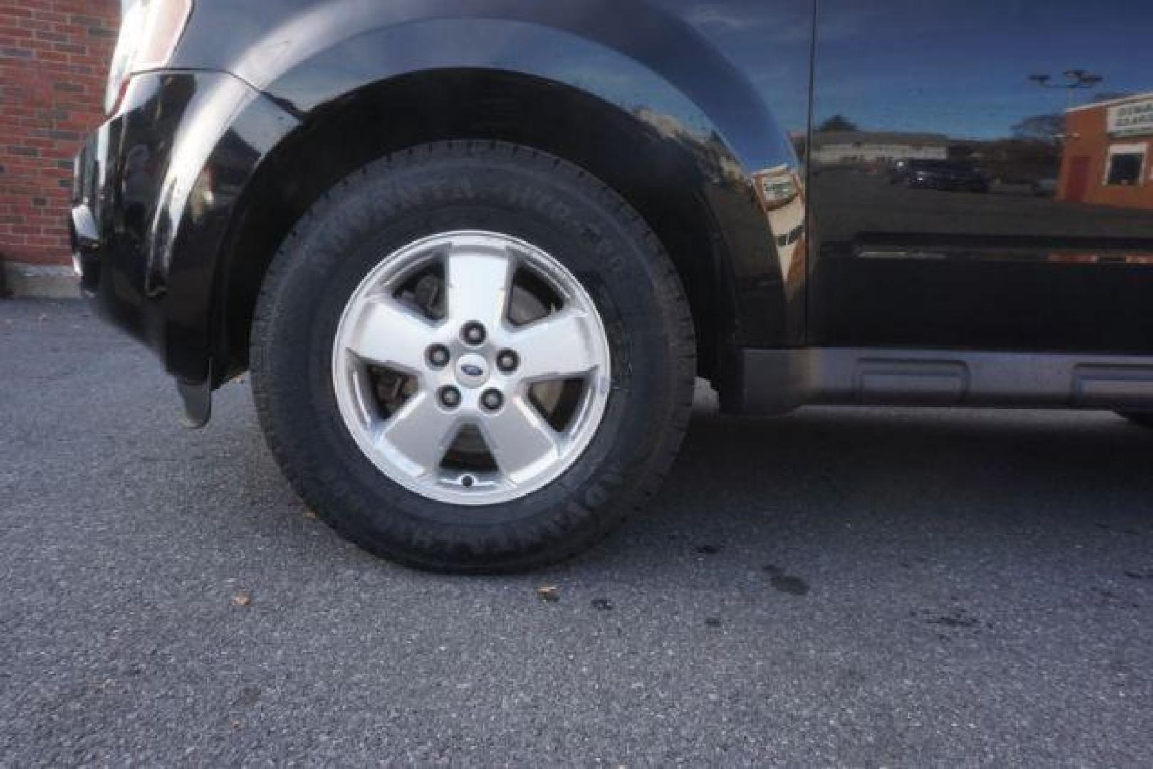 2012 Black Ford Escape XLT 4WD (1FMCU9D71CK) with an 2.5L L4 DOHC 16V engine, 6-Speed Automatic transmission, located at 312 Centre Ave, Schuylkill Haven, PA, 17972, (570) 593-5278, 40.638130, -76.177383 - Photo#13