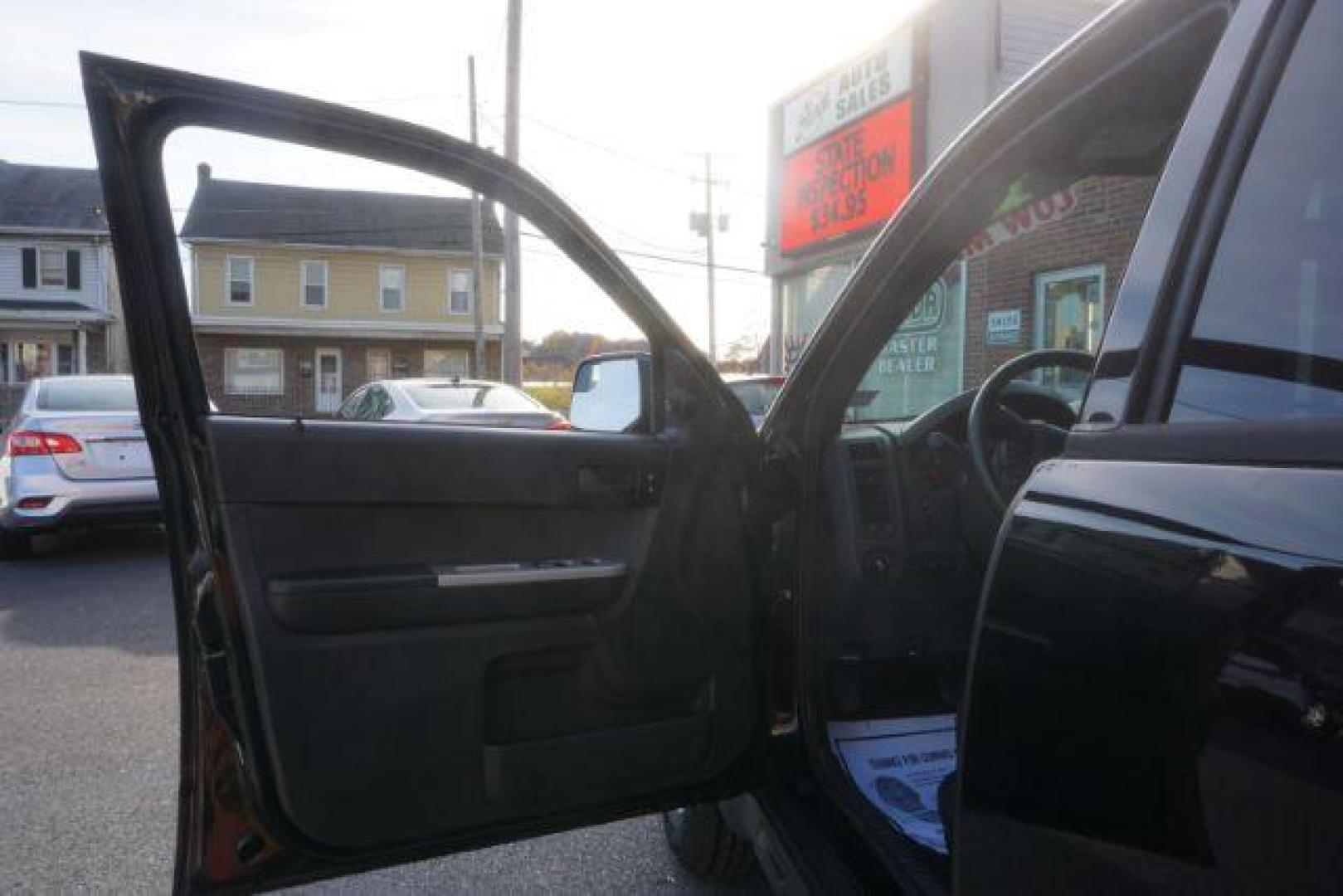 2012 Black Ford Escape XLT 4WD (1FMCU9D71CK) with an 2.5L L4 DOHC 16V engine, 6-Speed Automatic transmission, located at 312 Centre Ave, Schuylkill Haven, PA, 17972, (570) 593-5278, 40.638130, -76.177383 - Photo#15