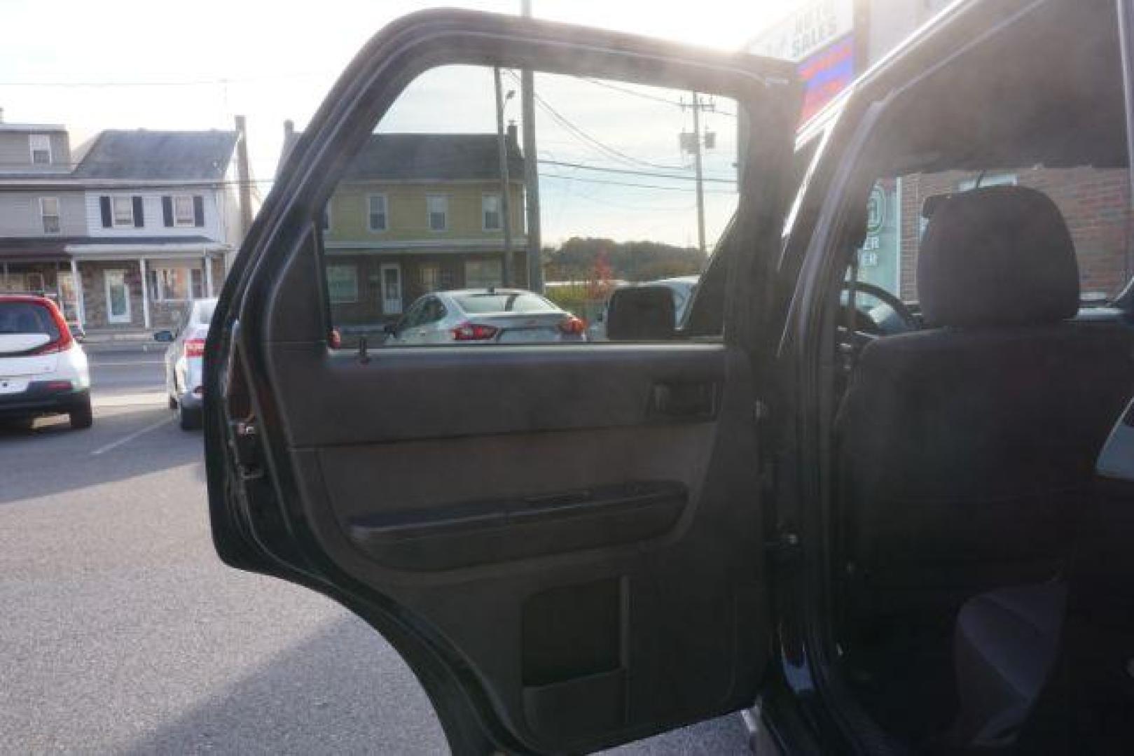 2012 Black Ford Escape XLT 4WD (1FMCU9D71CK) with an 2.5L L4 DOHC 16V engine, 6-Speed Automatic transmission, located at 312 Centre Ave, Schuylkill Haven, PA, 17972, (570) 593-5278, 40.638130, -76.177383 - Photo#31