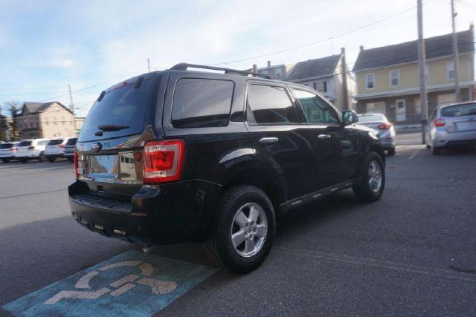 2012 Black Ford Escape XLT 4WD (1FMCU9D71CK) with an 2.5L L4 DOHC 16V engine, 6-Speed Automatic transmission, located at 312 Centre Ave, Schuylkill Haven, PA, 17972, (570) 593-5278, 40.638130, -76.177383 - Photo#8