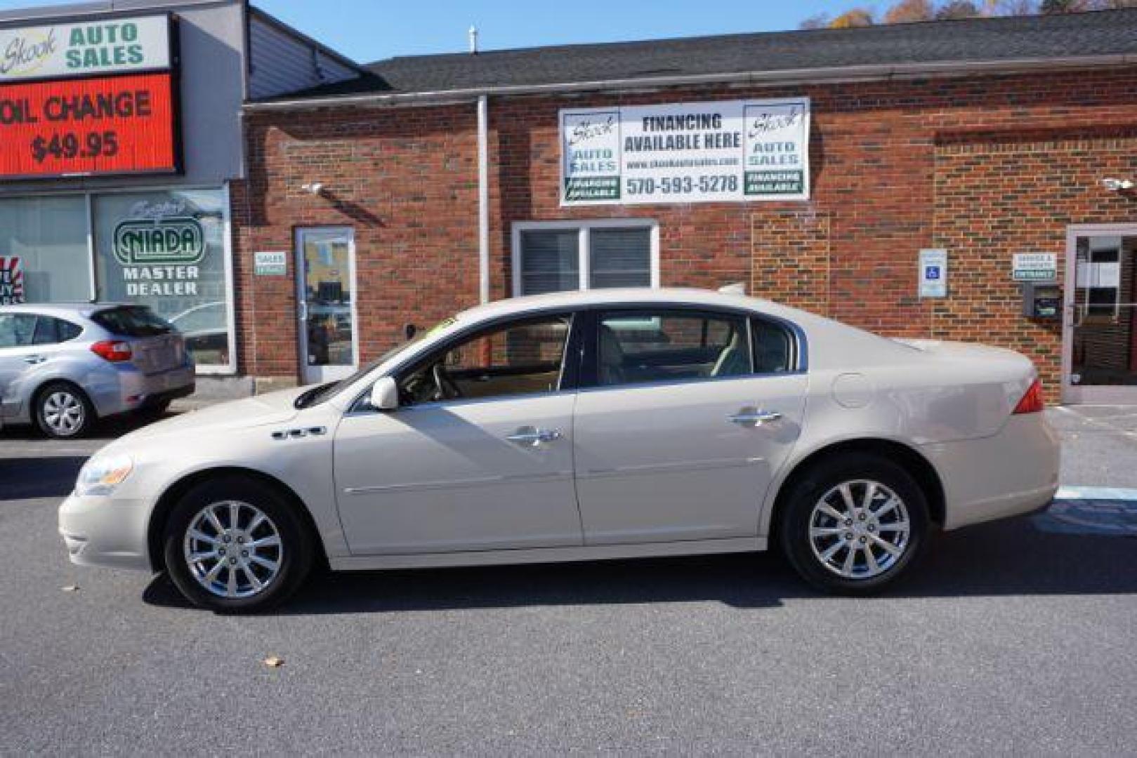 2010 Light Bronze Metallic Buick Lucerne CXL (1G4HE5E1XAU) with an 3.9L V6 OHV 12V FFV engine, 4-Speed Automatic transmission, located at 312 Centre Ave, Schuylkill Haven, PA, 17972, (570) 593-5278, 40.638130, -76.177383 - Photo#12