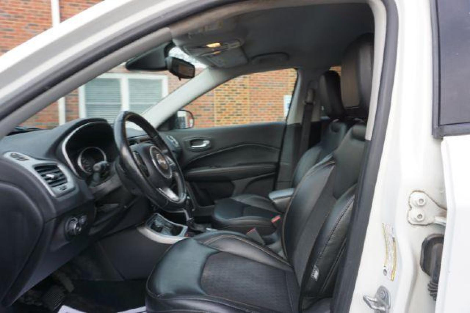 2018 White Clear Coat Jeep Compass Latitude 4WD (3C4NJDBB3JT) with an 2.4L L4 DOHC 16V engine, Continuously Variable Transmission transmission, located at 312 Centre Ave, Schuylkill Haven, PA, 17972, (570) 593-5278, 40.638130, -76.177383 - Photo#19