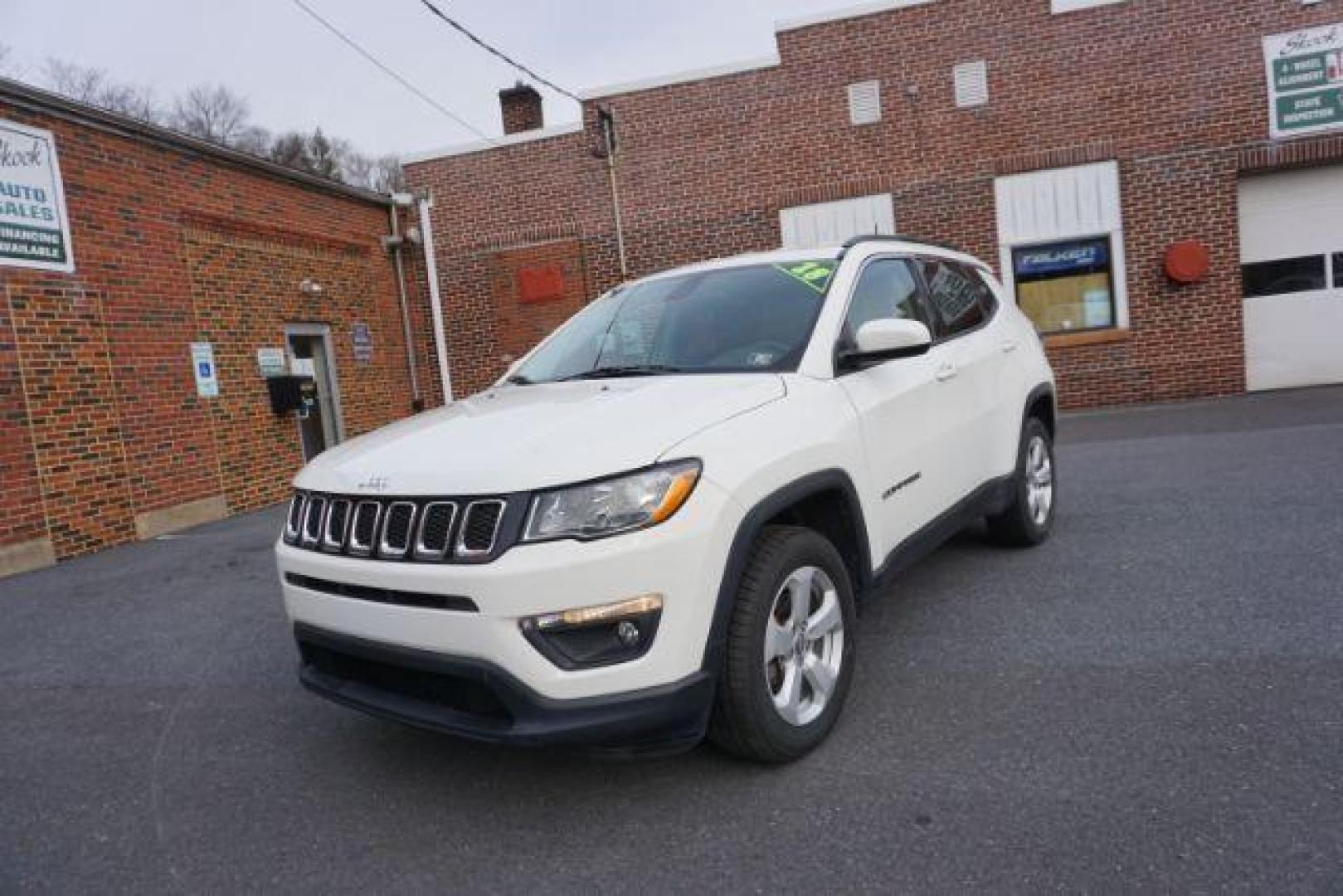 2018 White Clear Coat Jeep Compass Latitude 4WD (3C4NJDBB3JT) with an 2.4L L4 DOHC 16V engine, Continuously Variable Transmission transmission, located at 312 Centre Ave, Schuylkill Haven, PA, 17972, (570) 593-5278, 40.638130, -76.177383 - Photo#2