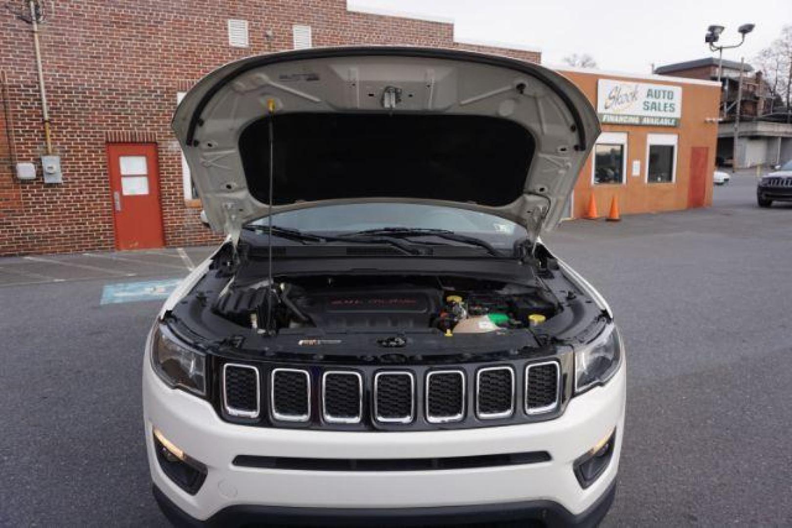 2018 White Clear Coat Jeep Compass Latitude 4WD (3C4NJDBB3JT) with an 2.4L L4 DOHC 16V engine, Continuously Variable Transmission transmission, located at 312 Centre Ave, Schuylkill Haven, PA, 17972, (570) 593-5278, 40.638130, -76.177383 - Photo#49