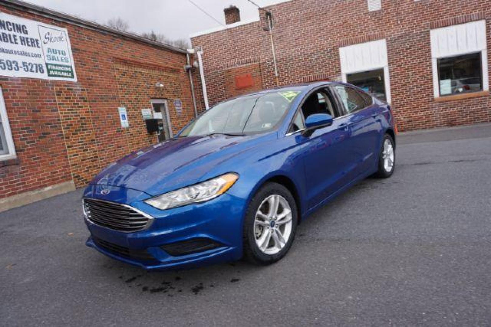 2018 Blue Metallic Ford Fusion SE (3FA6P0H73JR) with an 2.5L L4 DOHC 16V engine, 6-Speed Automatic transmission, located at 312 Centre Ave, Schuylkill Haven, PA, 17972, (570) 593-5278, 40.638130, -76.177383 - Photo#2