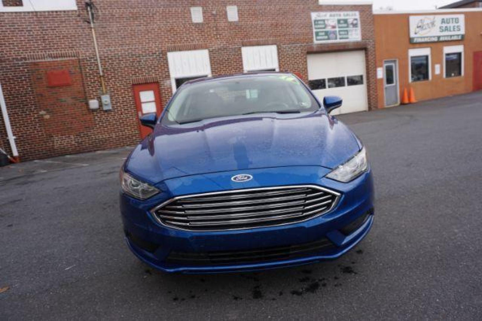 2018 Blue Metallic Ford Fusion SE (3FA6P0H73JR) with an 2.5L L4 DOHC 16V engine, 6-Speed Automatic transmission, located at 312 Centre Ave, Schuylkill Haven, PA, 17972, (570) 593-5278, 40.638130, -76.177383 - Photo#4