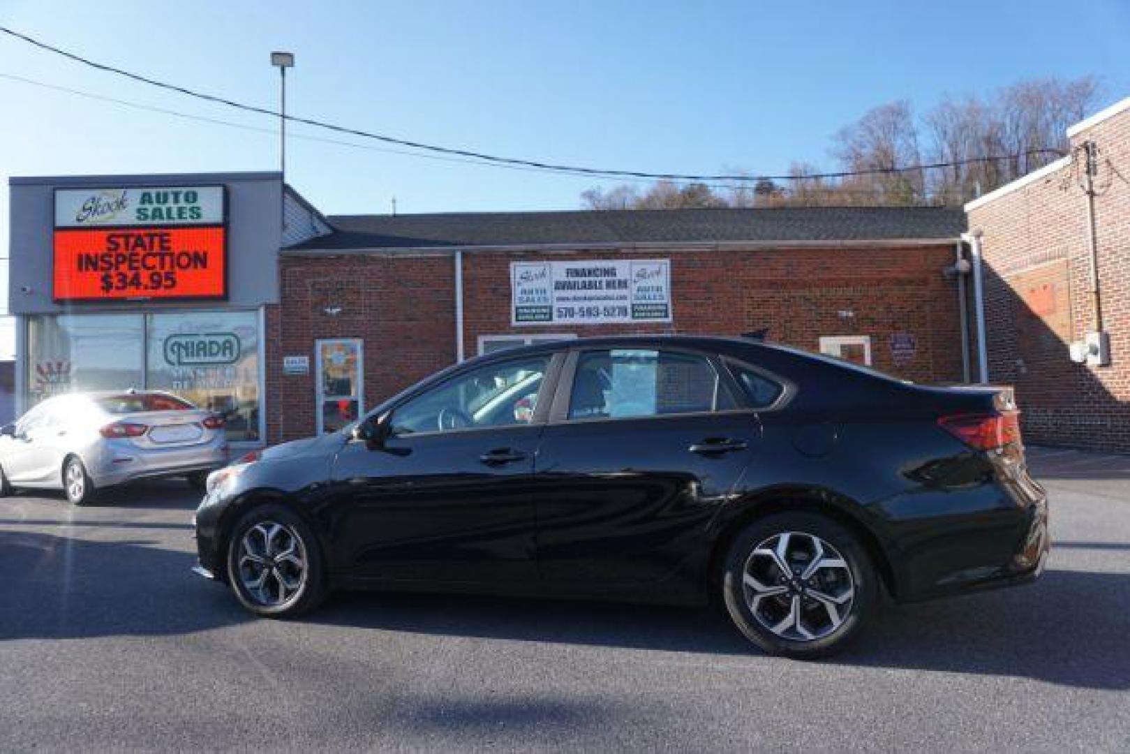 2020 Aurora Black Pearl /Black, cloth Kia Forte FE (3KPF24AD0LE) with an 2.0L L4 DOHC 16V engine, Continuously Variable Transmission transmission, located at 312 Centre Ave, Schuylkill Haven, PA, 17972, (570) 593-5278, 40.638130, -76.177383 - aluminum/alloy wheels - Photo#14