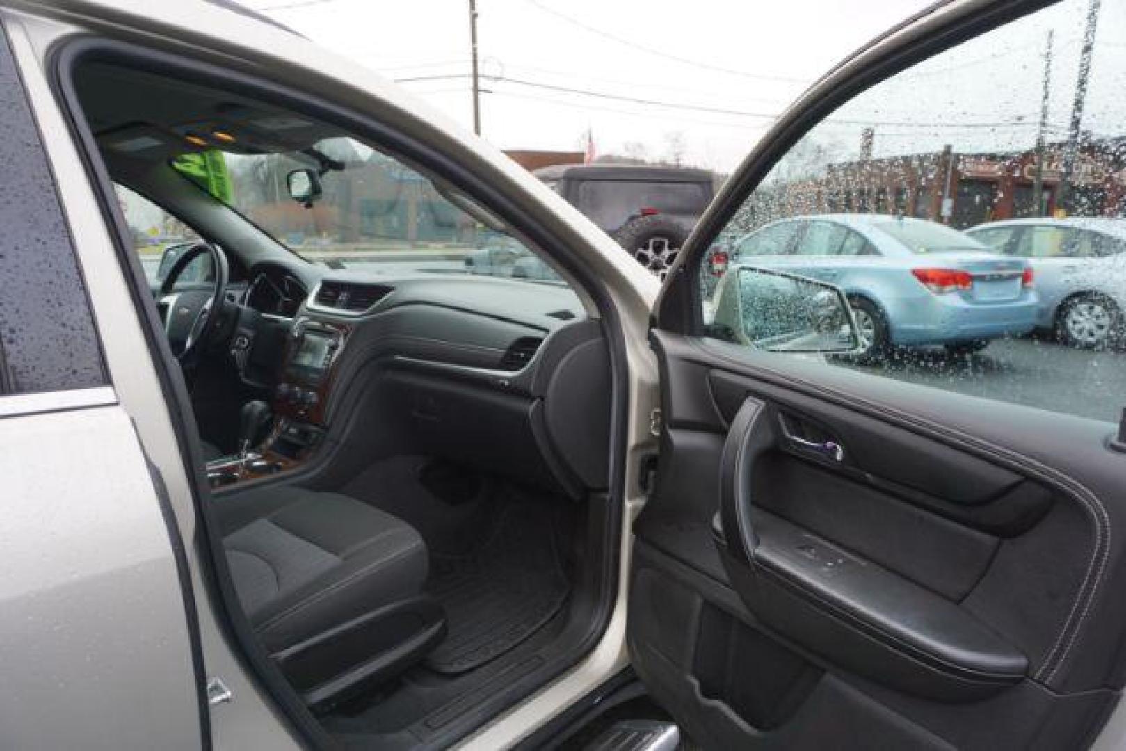 2014 Chevrolet Traverse 1LT AWD (1GNKVGKD7EJ) with an 3.6L V6 DOHC 24V engine, 6-Speed Automatic transmission, located at 312 Centre Ave, Schuylkill Haven, PA, 17972, (570) 593-5278, 40.638130, -76.177383 - aluminum/alloy wheels, power drivers seat, towing/camping pkg heated front seats - Photo#49