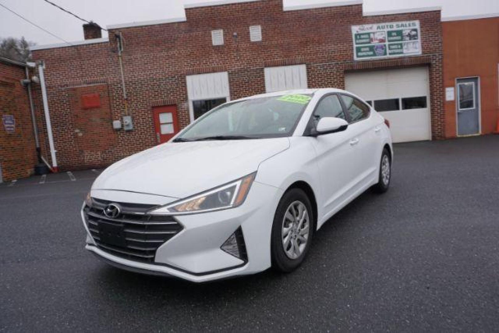 2020 Quartz White Pearl /Black, cloth Hyundai Elantra SE 6AT (5NPD74LF2LH) with an 1.8L L4 DOHC 16V engine, 6-Speed Automatic transmission, located at 312 Centre Ave, Schuylkill Haven, PA, 17972, (570) 593-5278, 40.638130, -76.177383 - aluminum/alloy wheels - Photo#2