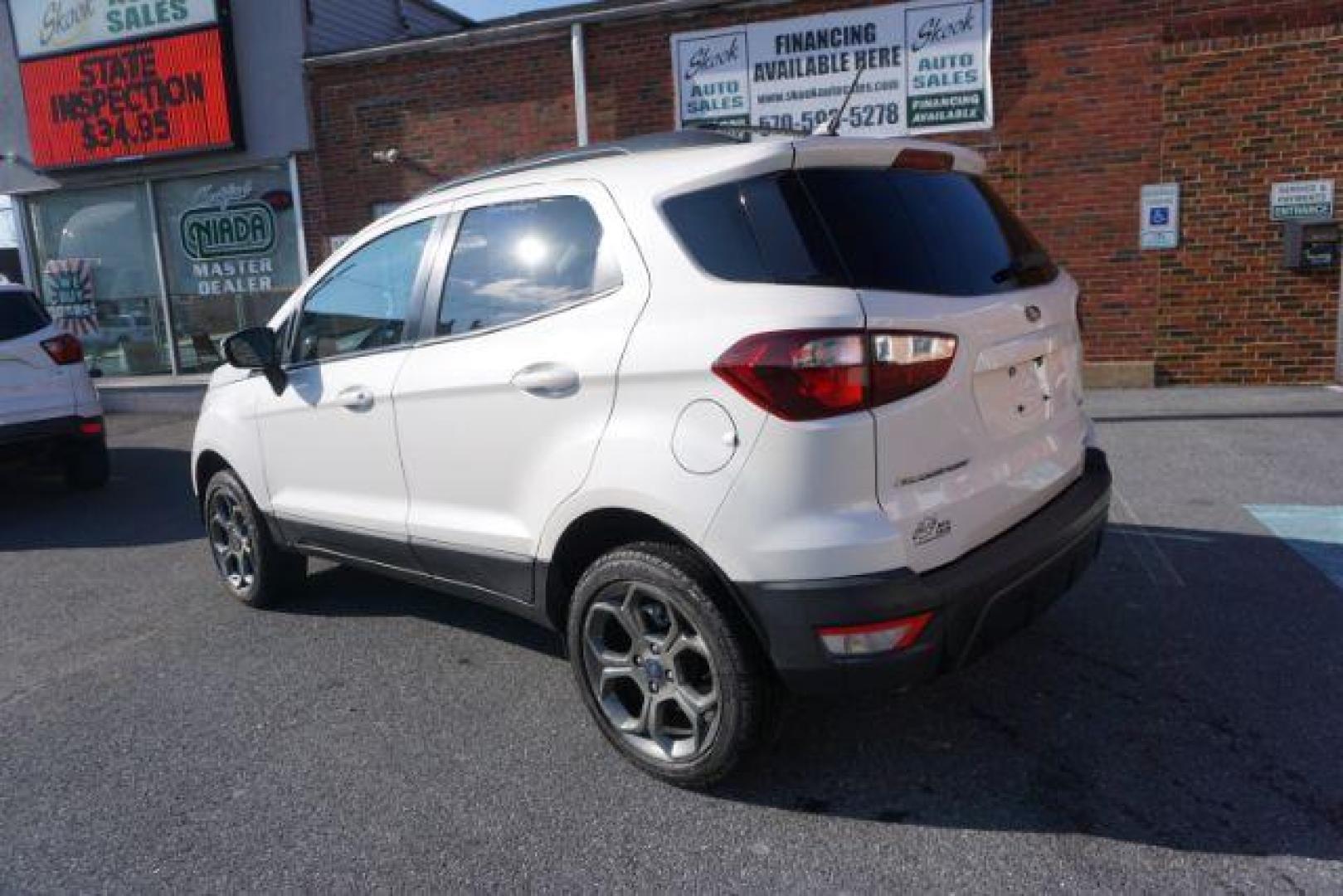 2018 Diamond White /Ebony Black, leather/premium cloth Ford EcoSport SES AWD (MAJ6P1CL4JC) with an 2.0L L4 DOHC 16V engine, 6-Speed Automatic transmission, located at 312 Centre Ave, Schuylkill Haven, PA, 17972, (570) 593-5278, 40.638130, -76.177383 - luggage rack - Photo#10