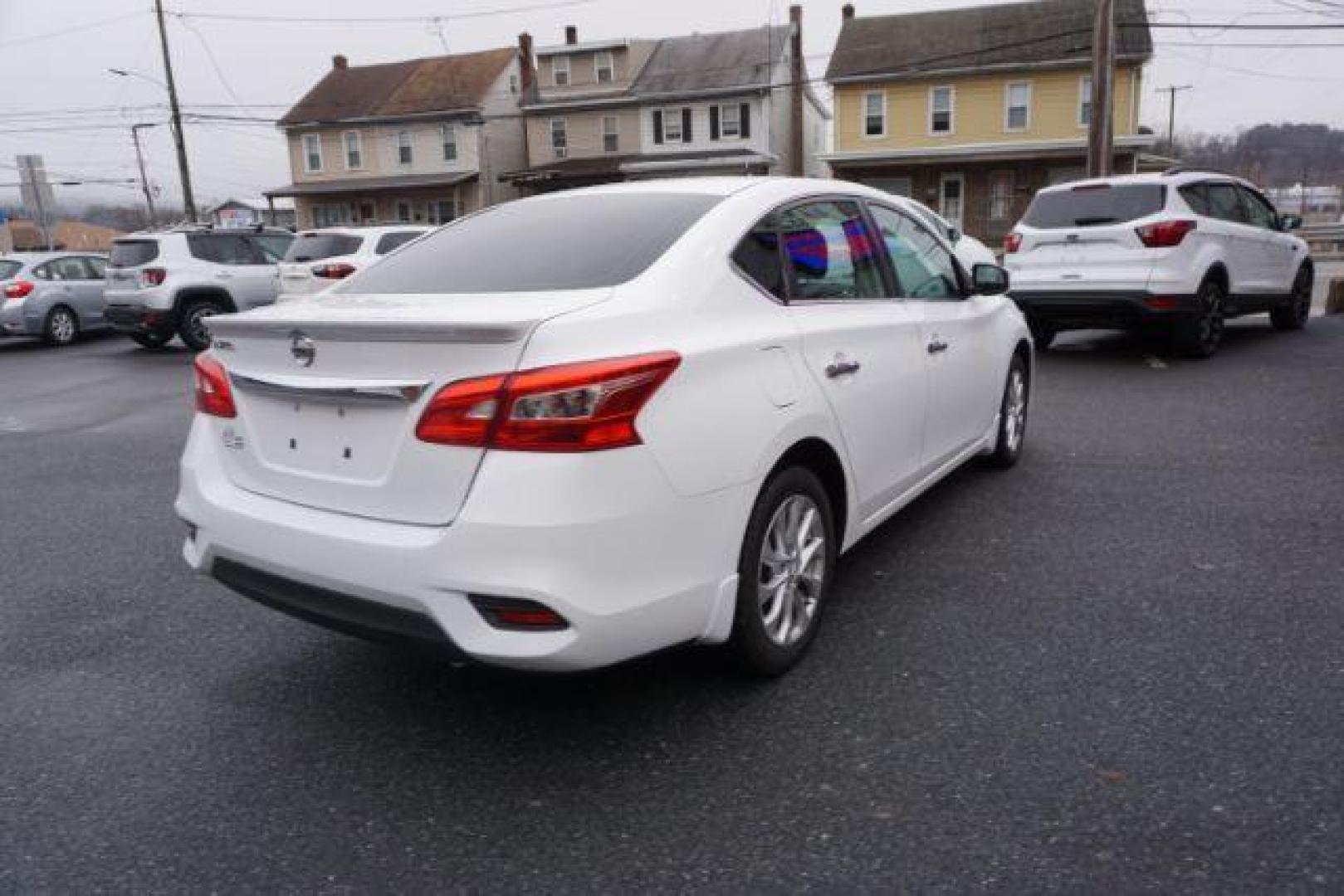 2017 Fresh Powder /Charcoal, cloth Nissan Sentra S CVT (3N1AB7AP6HY) with an 1.8L L4 SFI DOHC 16V engine, Continuously Variable Transmission transmission, located at 312 Centre Ave, Schuylkill Haven, PA, 17972, (570) 593-5278, 40.638130, -76.177383 - Photo#11