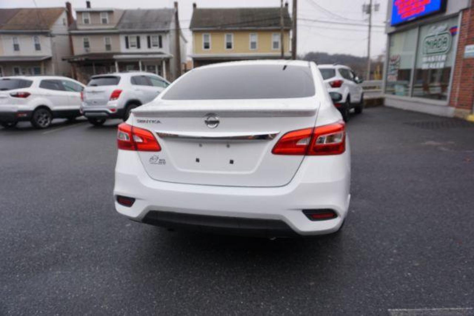 2017 Fresh Powder /Charcoal, cloth Nissan Sentra S CVT (3N1AB7AP6HY) with an 1.8L L4 SFI DOHC 16V engine, Continuously Variable Transmission transmission, located at 312 Centre Ave, Schuylkill Haven, PA, 17972, (570) 593-5278, 40.638130, -76.177383 - Photo#12