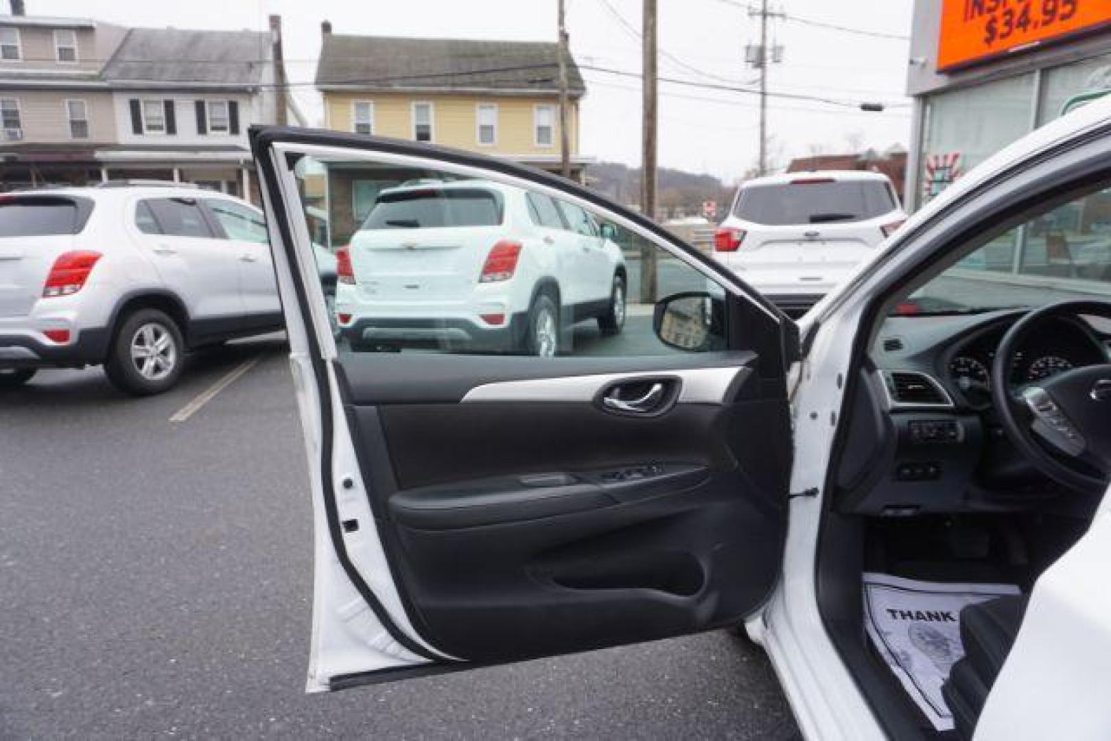 2017 Fresh Powder /Charcoal, cloth Nissan Sentra S CVT (3N1AB7AP6HY) with an 1.8L L4 SFI DOHC 16V engine, Continuously Variable Transmission transmission, located at 312 Centre Ave, Schuylkill Haven, PA, 17972, (570) 593-5278, 40.638130, -76.177383 - Photo#19