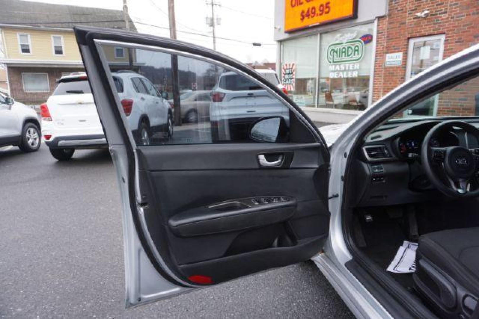 2018 Silky Silver /Black Cloth, cloth Kia Optima LX (5XXGT4L3XJG) with an 2.4L L4 DOHC 16V engine, 6-Speed Automatic transmission, located at 312 Centre Ave, Schuylkill Haven, PA, 17972, (570) 593-5278, 40.638130, -76.177383 - blind spot monitor, rear parking sensors - Photo#17