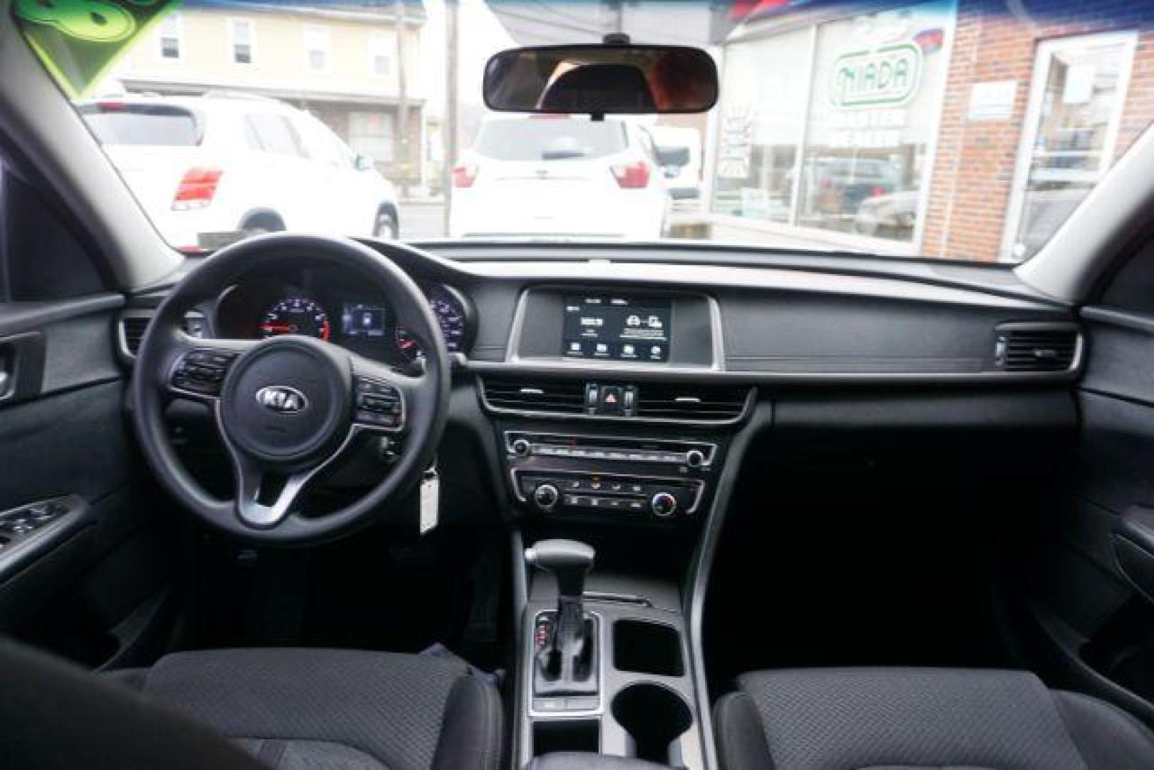 2018 Silky Silver /Black Cloth, cloth Kia Optima LX (5XXGT4L3XJG) with an 2.4L L4 DOHC 16V engine, 6-Speed Automatic transmission, located at 312 Centre Ave, Schuylkill Haven, PA, 17972, (570) 593-5278, 40.638130, -76.177383 - blind spot monitor, rear parking sensors - Photo#37