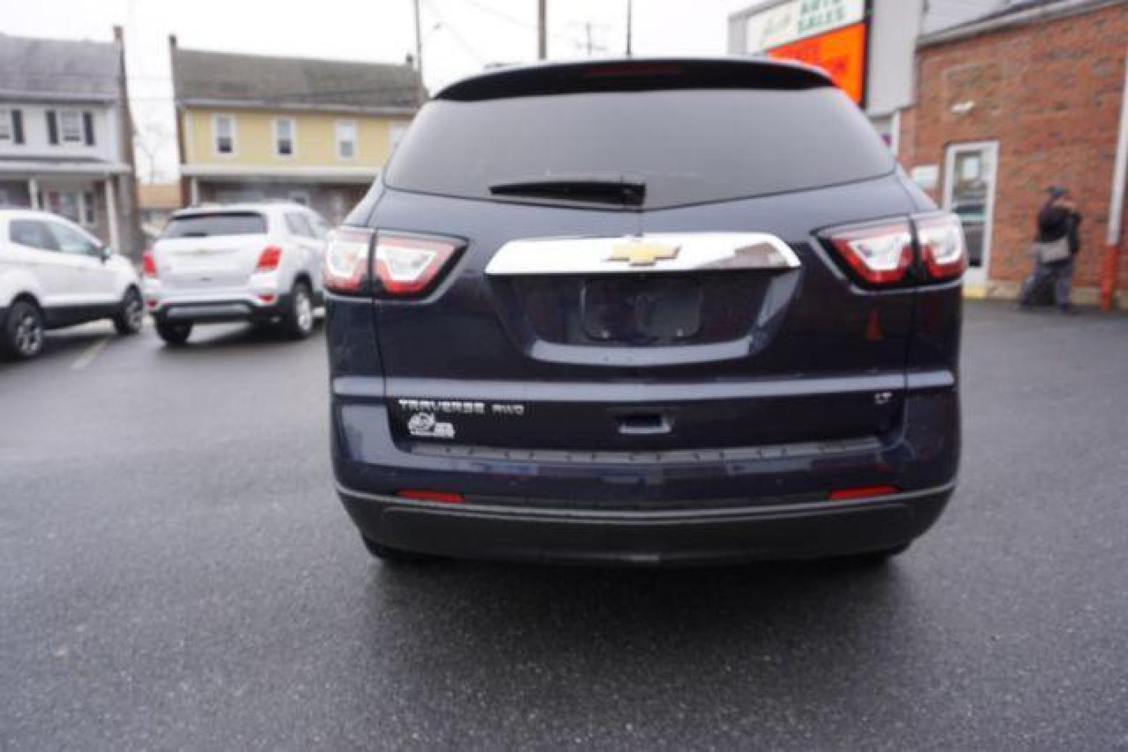 2017 Blue Velvet Metallic /Dark Titanium / Light Titanium, premium cloth Chevrolet Traverse 1LT AWD (1GNKVGKD5HJ) with an 3.6L V6 DOHC 24V engine, 6-Speed Automatic transmission, located at 312 Centre Ave, Schuylkill Haven, PA, 17972, (570) 593-5278, 40.638130, -76.177383 - rear parking sensors, aluminum/alloy wheels, fixed running boards, luggage rack, power driver's seat, towing pkg, heated front seats - Photo#11