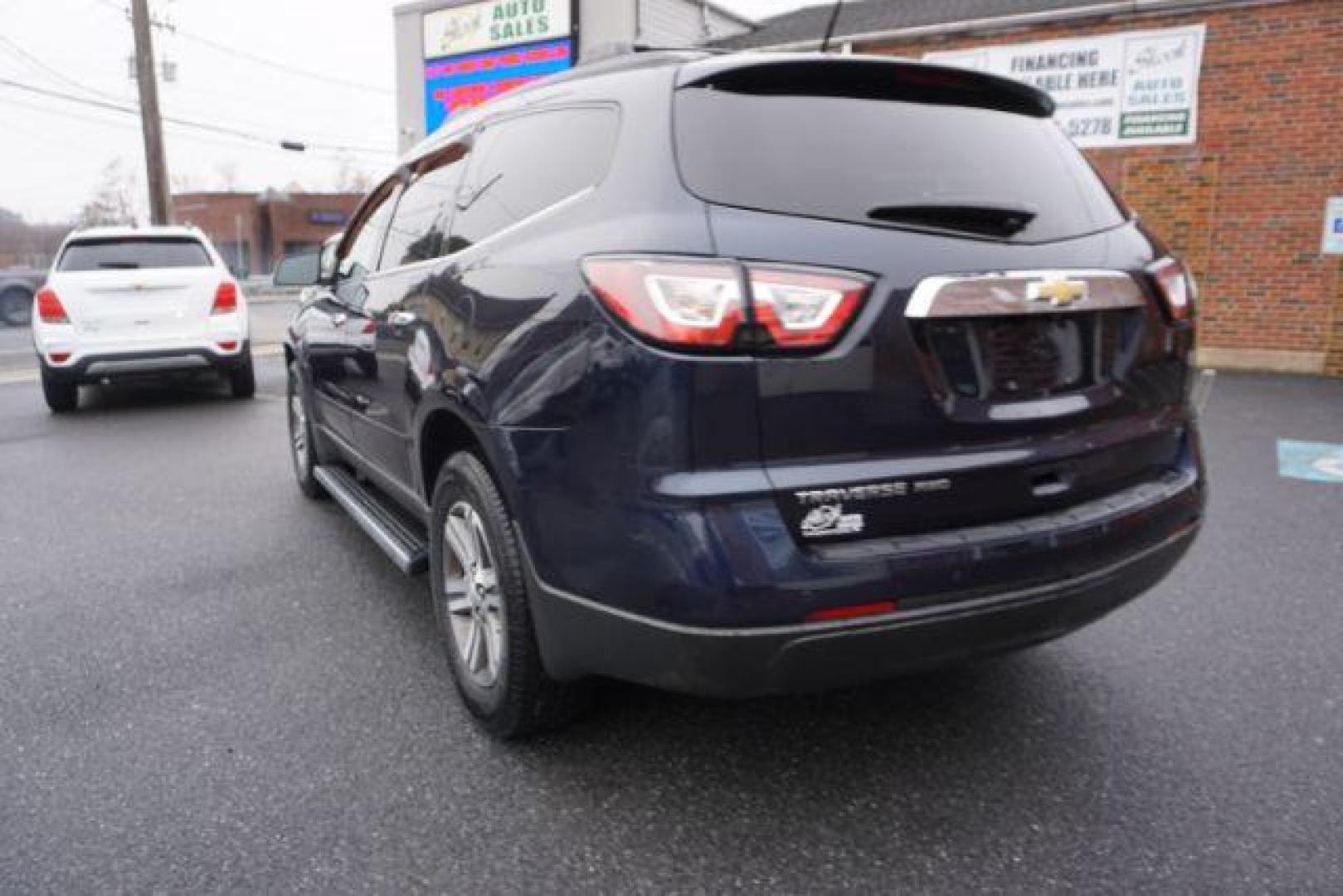 2017 Blue Velvet Metallic /Dark Titanium / Light Titanium, premium cloth Chevrolet Traverse 1LT AWD (1GNKVGKD5HJ) with an 3.6L V6 DOHC 24V engine, 6-Speed Automatic transmission, located at 312 Centre Ave, Schuylkill Haven, PA, 17972, (570) 593-5278, 40.638130, -76.177383 - rear parking sensors, aluminum/alloy wheels, fixed running boards, luggage rack, power driver's seat, towing pkg, heated front seats - Photo#12