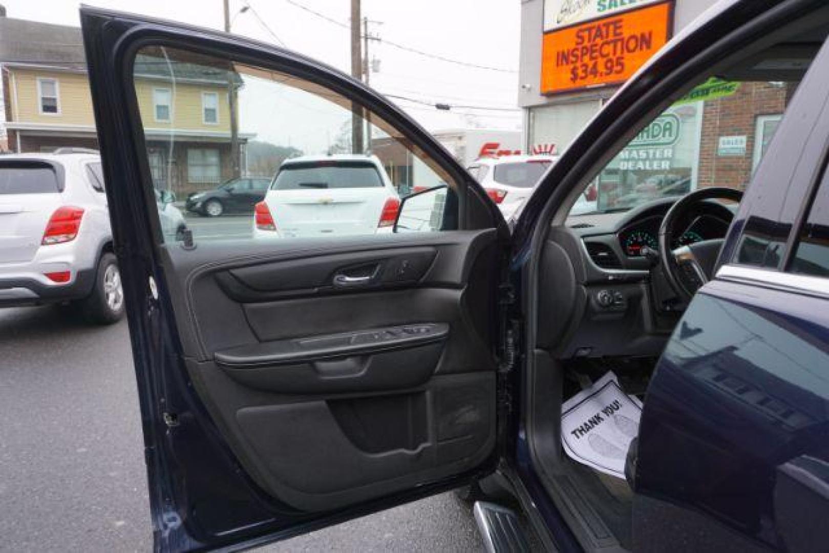 2017 Blue Velvet Metallic /Dark Titanium / Light Titanium, premium cloth Chevrolet Traverse 1LT AWD (1GNKVGKD5HJ) with an 3.6L V6 DOHC 24V engine, 6-Speed Automatic transmission, located at 312 Centre Ave, Schuylkill Haven, PA, 17972, (570) 593-5278, 40.638130, -76.177383 - rear parking sensors, aluminum/alloy wheels, fixed running boards, luggage rack, power driver's seat, towing pkg, heated front seats - Photo#16