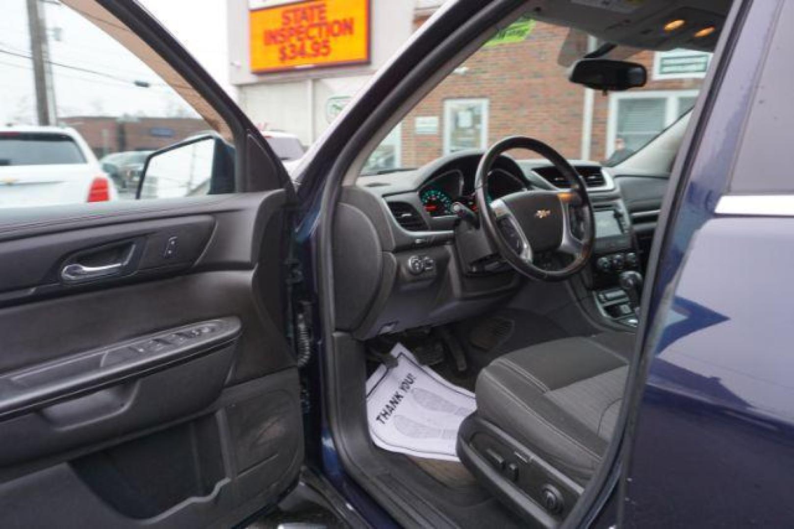 2017 Blue Velvet Metallic /Dark Titanium / Light Titanium, premium cloth Chevrolet Traverse 1LT AWD (1GNKVGKD5HJ) with an 3.6L V6 DOHC 24V engine, 6-Speed Automatic transmission, located at 312 Centre Ave, Schuylkill Haven, PA, 17972, (570) 593-5278, 40.638130, -76.177383 - rear parking sensors, aluminum/alloy wheels, fixed running boards, luggage rack, power driver's seat, towing pkg, heated front seats - Photo#18