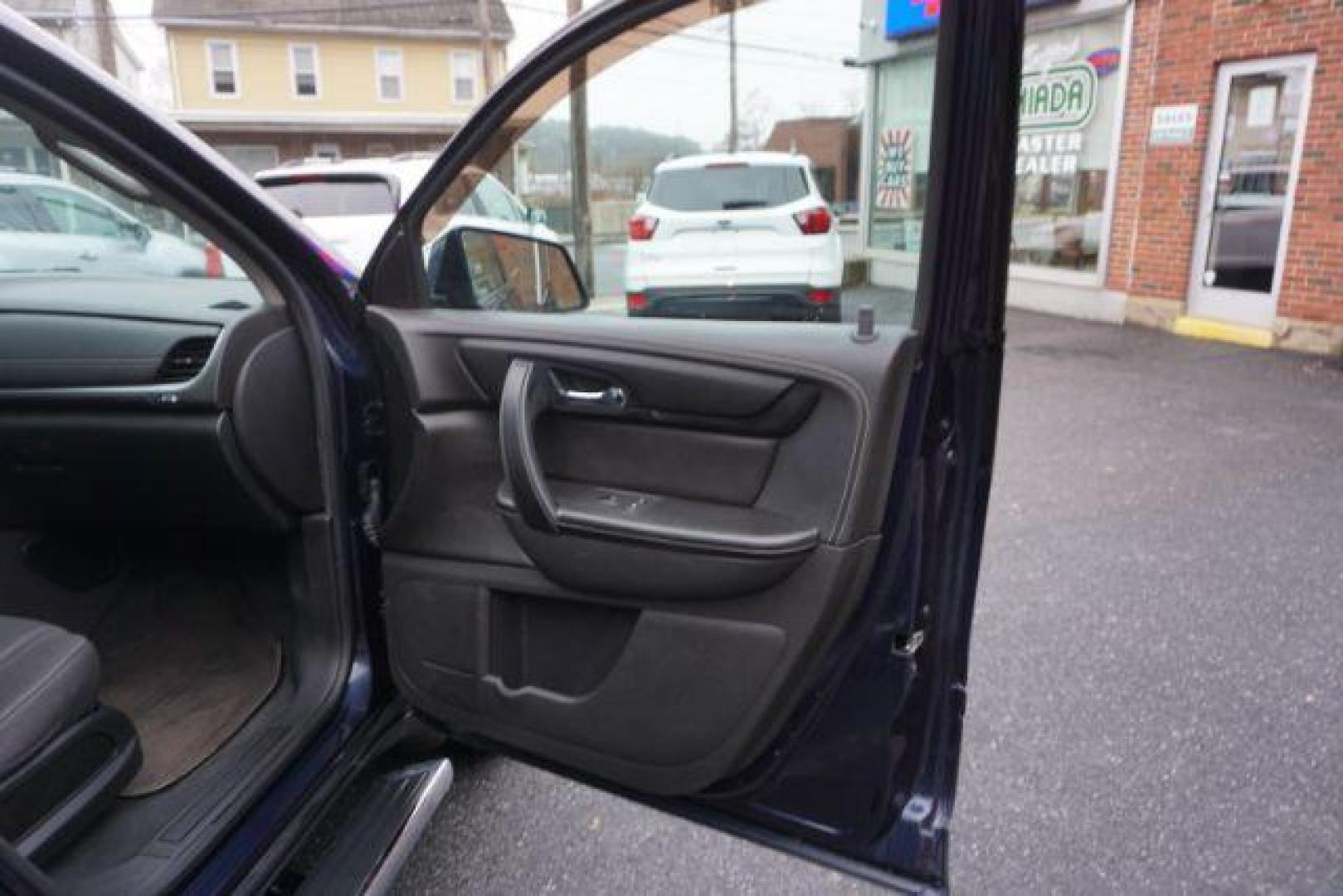 2017 Blue Velvet Metallic /Dark Titanium / Light Titanium, premium cloth Chevrolet Traverse 1LT AWD (1GNKVGKD5HJ) with an 3.6L V6 DOHC 24V engine, 6-Speed Automatic transmission, located at 312 Centre Ave, Schuylkill Haven, PA, 17972, (570) 593-5278, 40.638130, -76.177383 - rear parking sensors, aluminum/alloy wheels, fixed running boards, luggage rack, power driver's seat, towing pkg, heated front seats - Photo#48