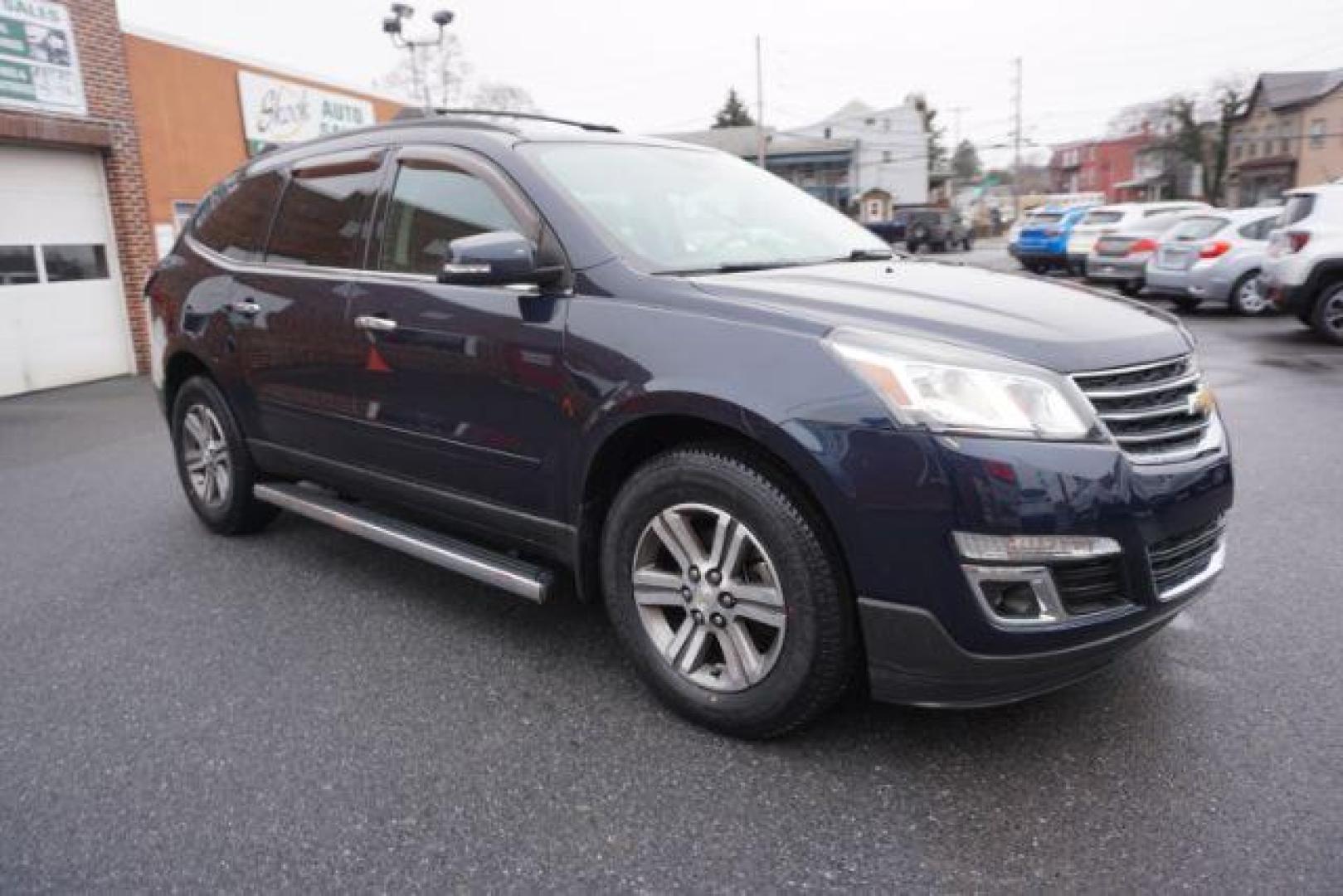 2017 Blue Velvet Metallic /Dark Titanium / Light Titanium, premium cloth Chevrolet Traverse 1LT AWD (1GNKVGKD5HJ) with an 3.6L V6 DOHC 24V engine, 6-Speed Automatic transmission, located at 312 Centre Ave, Schuylkill Haven, PA, 17972, (570) 593-5278, 40.638130, -76.177383 - rear parking sensors, aluminum/alloy wheels, fixed running boards, luggage rack, power driver's seat, towing pkg, heated front seats - Photo#5