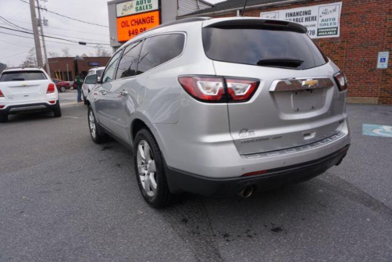 2017 Silver Ice Metallic /Ebony, premium leather Chevrolet Traverse Premier AWD (1GNKVJKD2HJ) with an 3.6L V6 DOHC 24V engine, 6-Speed Automatic transmission, located at 312 Centre Ave, Schuylkill Haven, PA, 17972, (570) 593-5278, 40.638130, -76.177383 - automatic climate control, blind spot monitor, navigation, rear parking sensors, univ garage door opener, aluminum/alloy wheels, leather seats, luggage rack, power driver's seat, power passenger seat, rear bucket seats, towing/camper pkg, driver's seat memory, heated front seats, Bose Premium Stereo - Photo#11