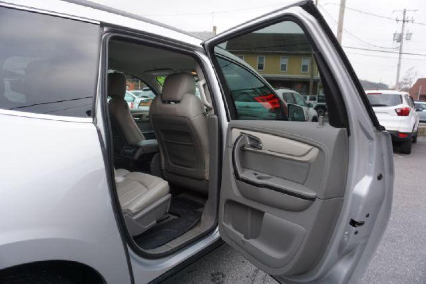 2017 Silver Ice Metallic /Ebony, premium leather Chevrolet Traverse Premier AWD (1GNKVJKD2HJ) with an 3.6L V6 DOHC 24V engine, 6-Speed Automatic transmission, located at 312 Centre Ave, Schuylkill Haven, PA, 17972, (570) 593-5278, 40.638130, -76.177383 - automatic climate control, blind spot monitor, navigation, rear parking sensors, univ garage door opener, aluminum/alloy wheels, leather seats, luggage rack, power driver's seat, power passenger seat, rear bucket seats, towing/camper pkg, driver's seat memory, heated front seats, Bose Premium Stereo - Photo#44