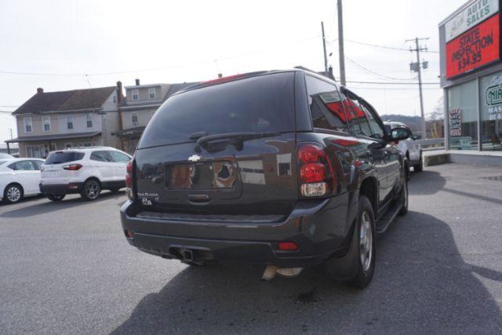 2009 Black Chevrolet TrailBlazer LT1 4WD (1GNDT33S392) with an 4.2L L6 DOHC 24V engine, 4-Speed Automatic transmission, located at 312 Centre Ave, Schuylkill Haven, PA, 17972, (570) 593-5278, 40.638130, -76.177383 - Photo#11