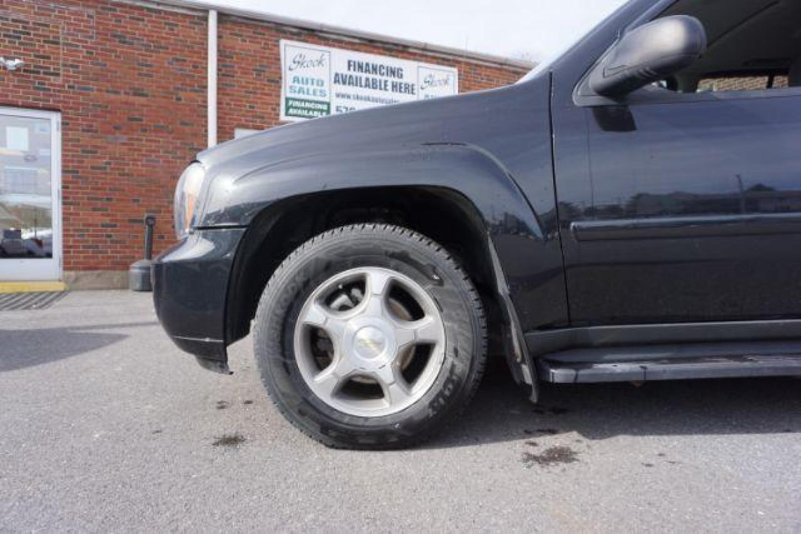 2009 Black Chevrolet TrailBlazer LT1 4WD (1GNDT33S392) with an 4.2L L6 DOHC 24V engine, 4-Speed Automatic transmission, located at 312 Centre Ave, Schuylkill Haven, PA, 17972, (570) 593-5278, 40.638130, -76.177383 - Photo#15