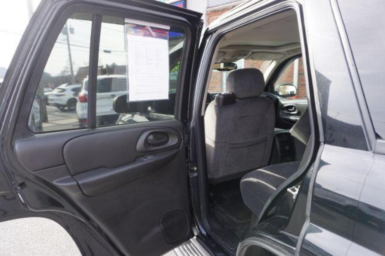 2009 Black Chevrolet TrailBlazer LT1 4WD (1GNDT33S392) with an 4.2L L6 DOHC 24V engine, 4-Speed Automatic transmission, located at 312 Centre Ave, Schuylkill Haven, PA, 17972, (570) 593-5278, 40.638130, -76.177383 - Photo#32