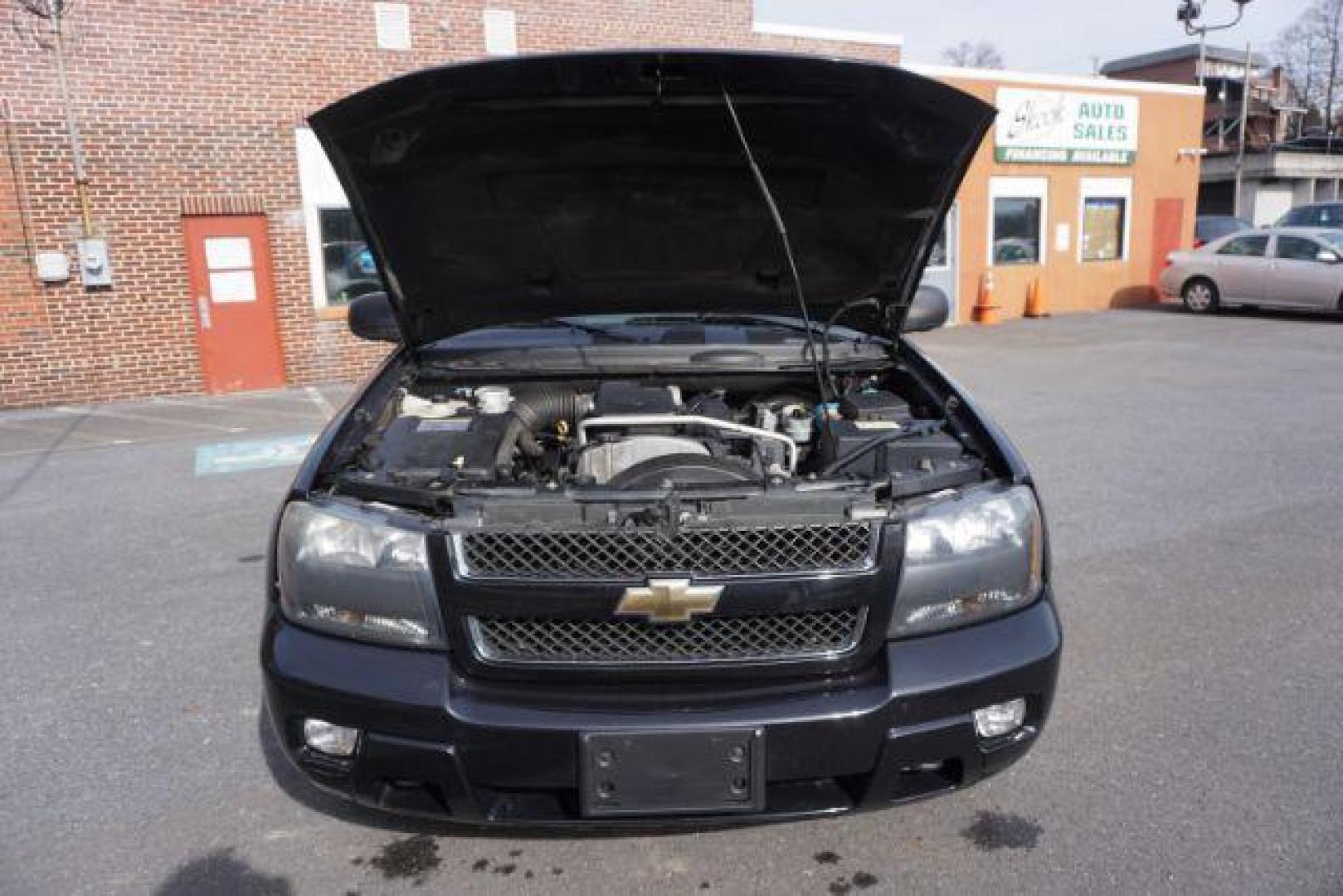 2009 Black Chevrolet TrailBlazer LT1 4WD (1GNDT33S392) with an 4.2L L6 DOHC 24V engine, 4-Speed Automatic transmission, located at 312 Centre Ave, Schuylkill Haven, PA, 17972, (570) 593-5278, 40.638130, -76.177383 - Photo#57