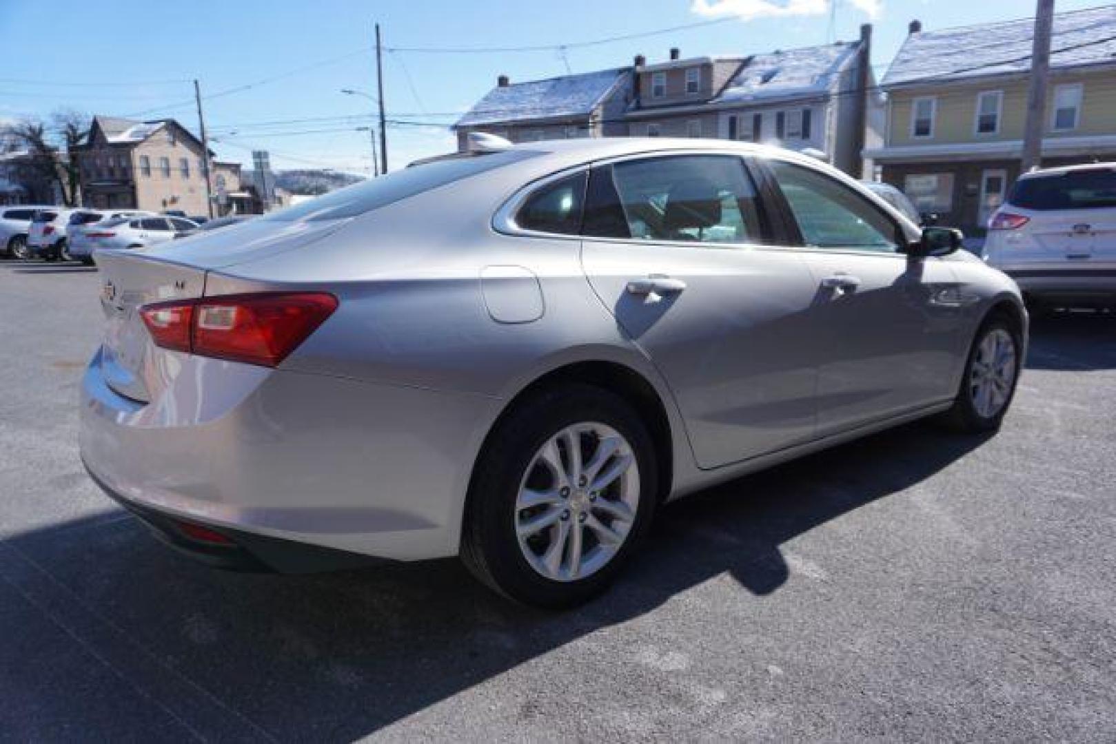 2018 Silver Ice Metallic /Dark Atmosphere/Medium Ash Gray, premium cloth Chevrolet Malibu LT (1G1ZD5ST9JF) with an 1.5L L4 DOHC 16V engine, 6-Speed Automatic transmission, located at 312 Centre Ave, Schuylkill Haven, PA, 17972, (570) 593-5278, 40.638130, -76.177383 - aluminum/alloy wheels, blind spot monitor, rear parking sensors, remote engine starter - Photo#10